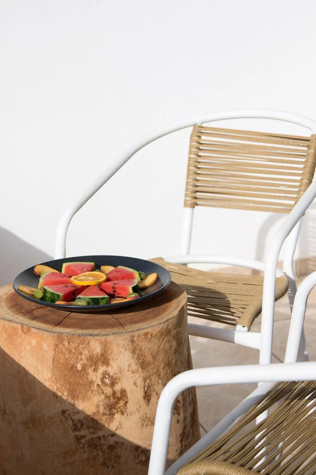 Balcony/Terrace in Armadoros Hotel / Ios Backpackers