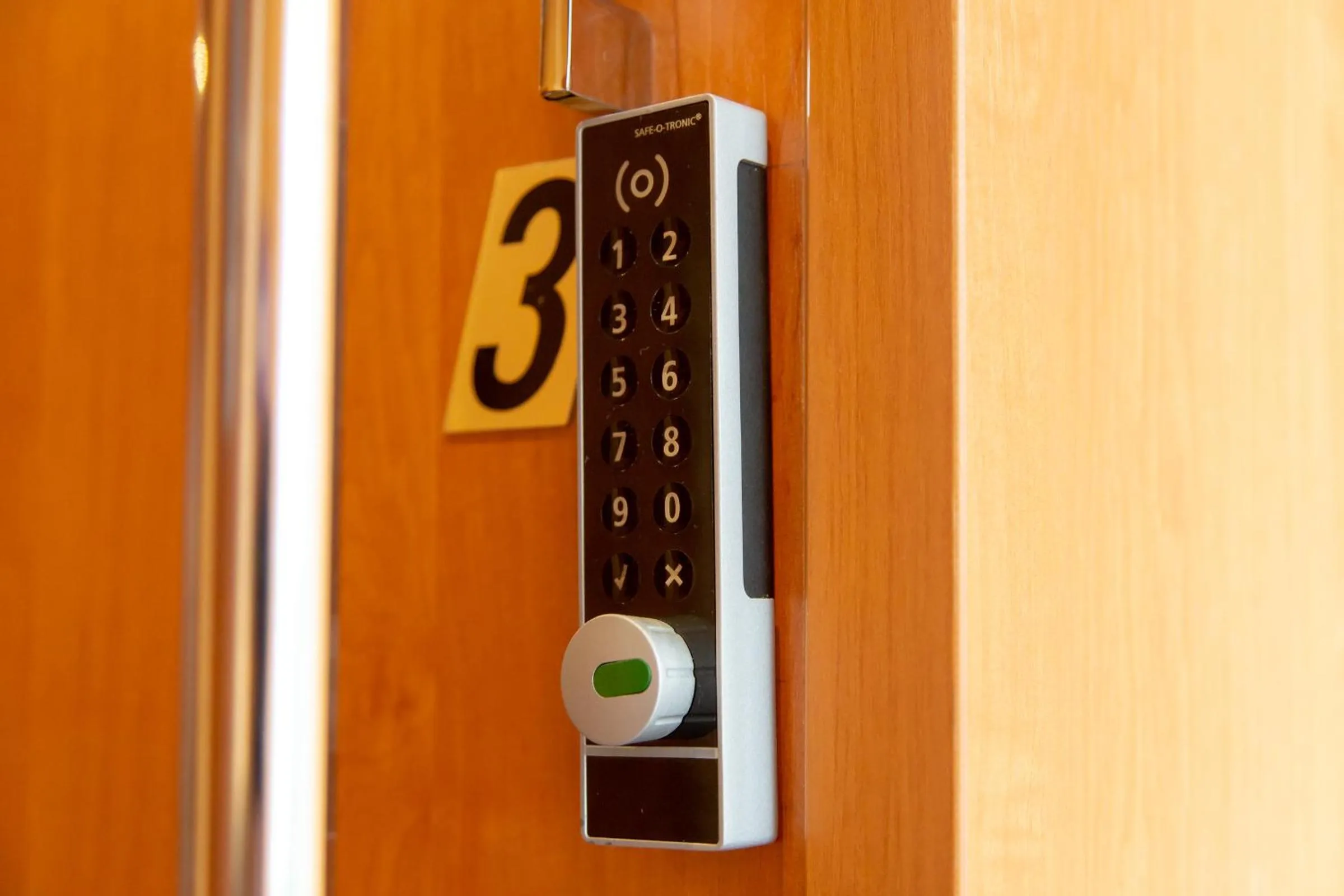 bunk bed in Do Step Inn Central - Self-Service-Hostel