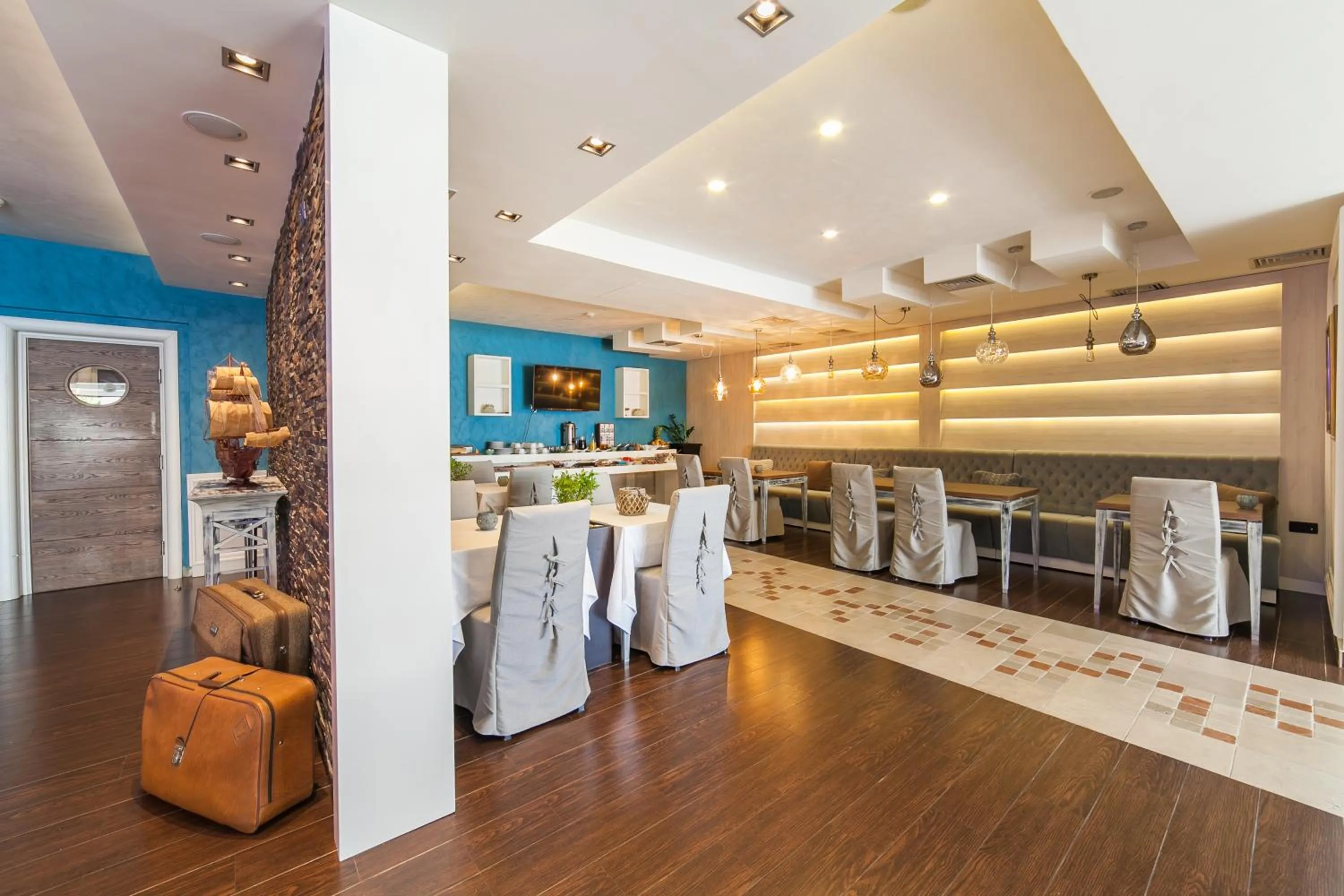 Restaurant/places to eat in Hotel Casa del Mare - Amfora