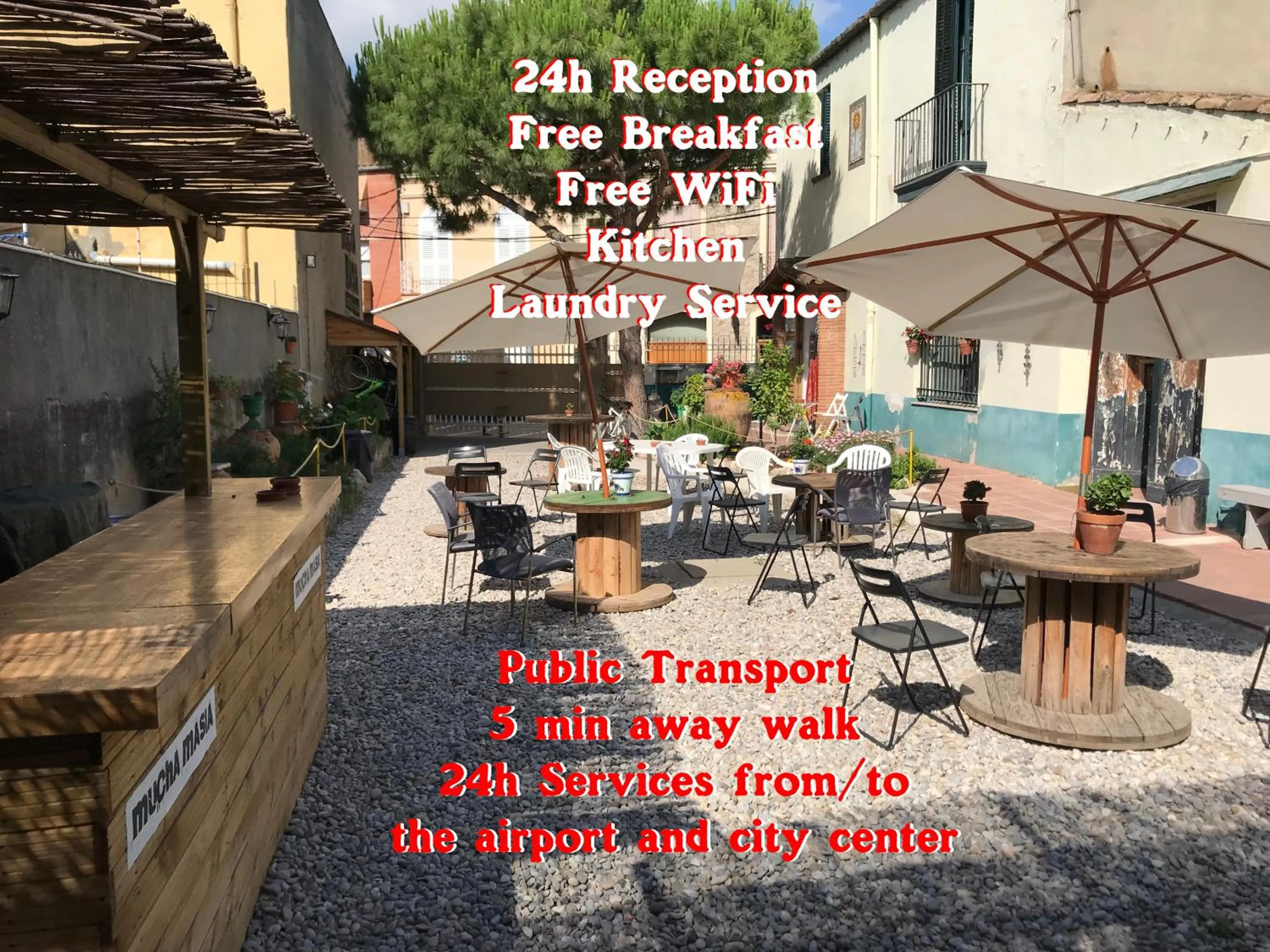 Patio in Mucha Masia Hostel Rural Urba