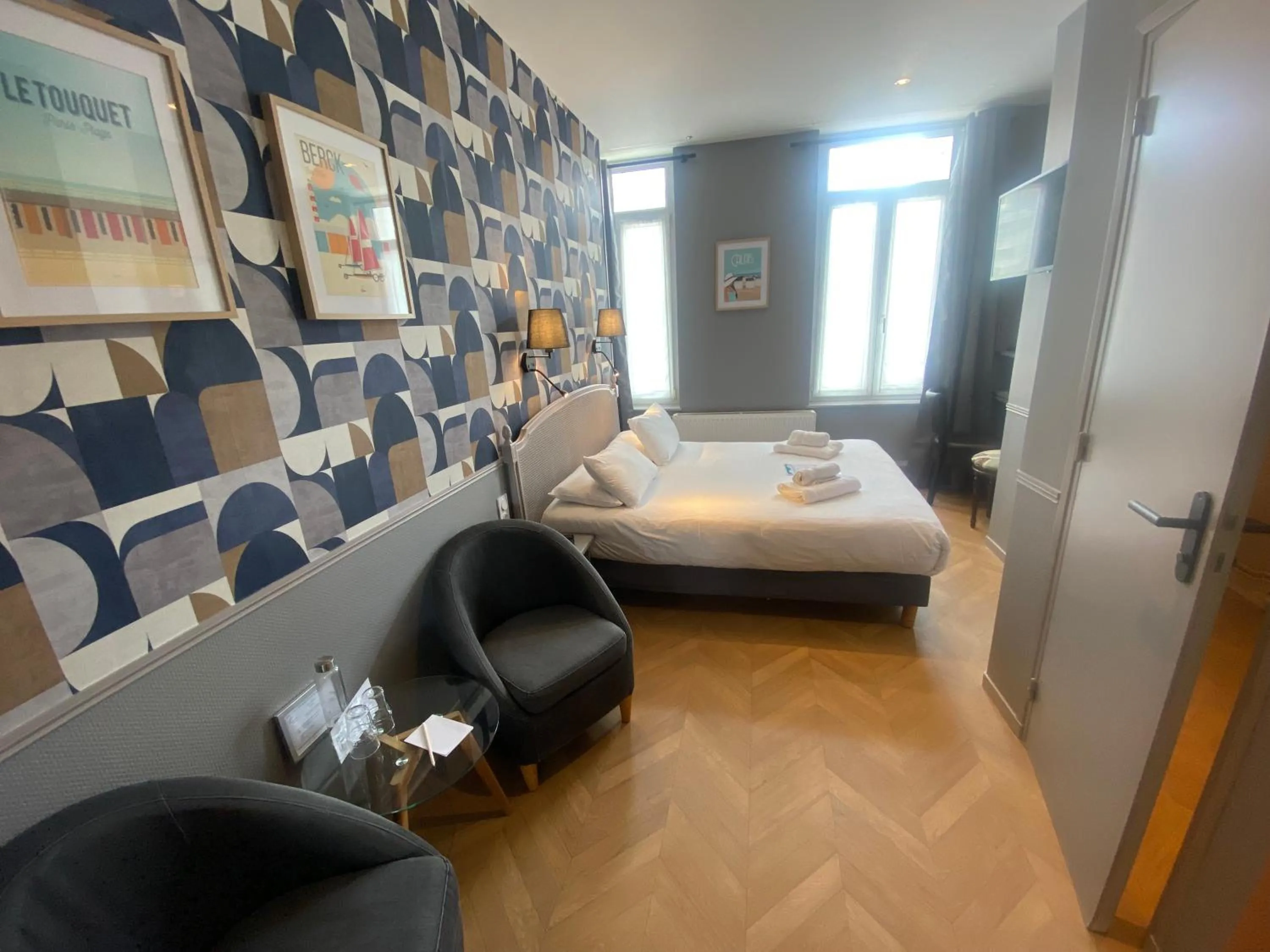 Bedroom, Bed in Hôtel De Wimereux