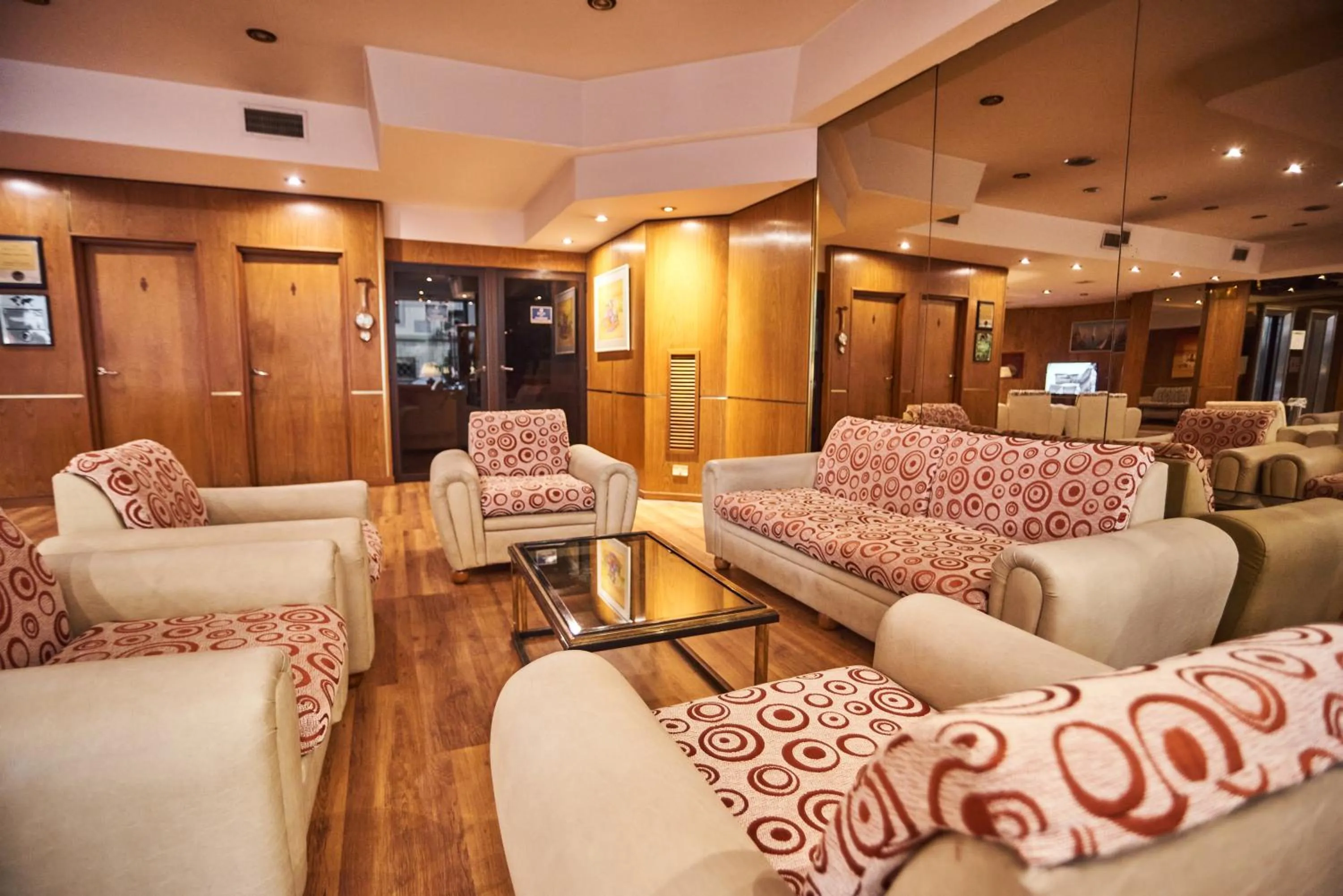 Property building in Primacy Apart Hotel