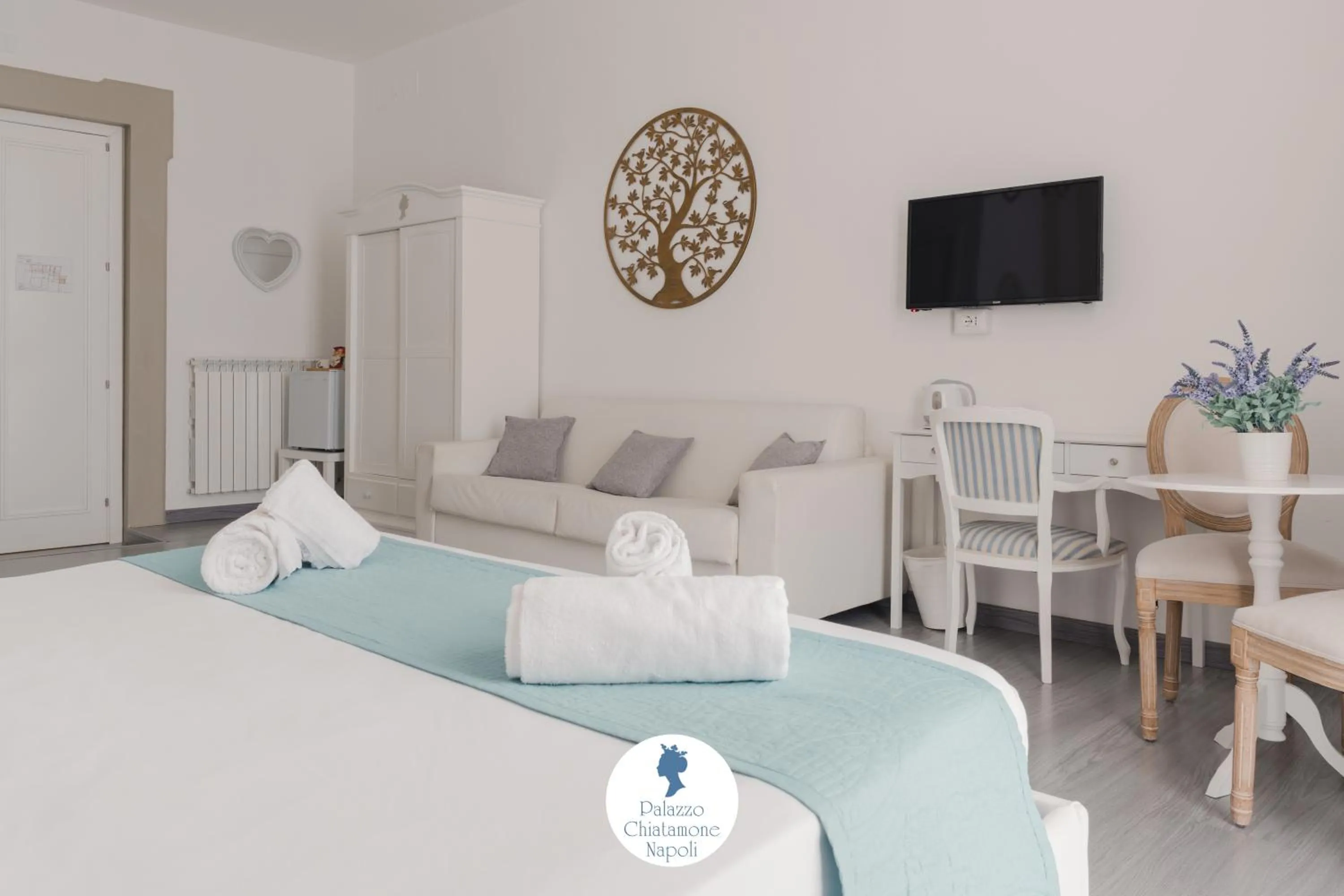 Bed in Palazzo Chiatamone