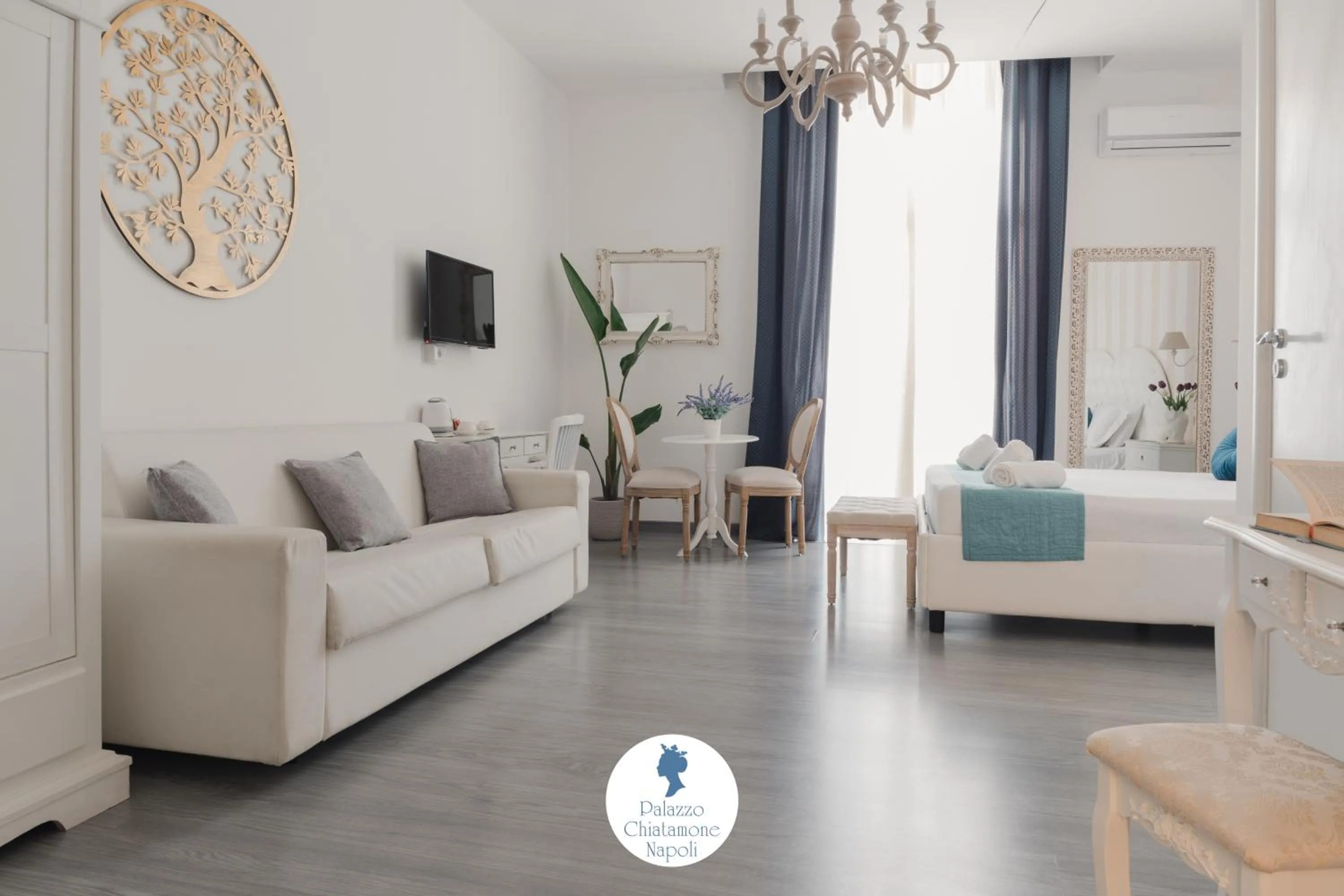 Bed in Palazzo Chiatamone