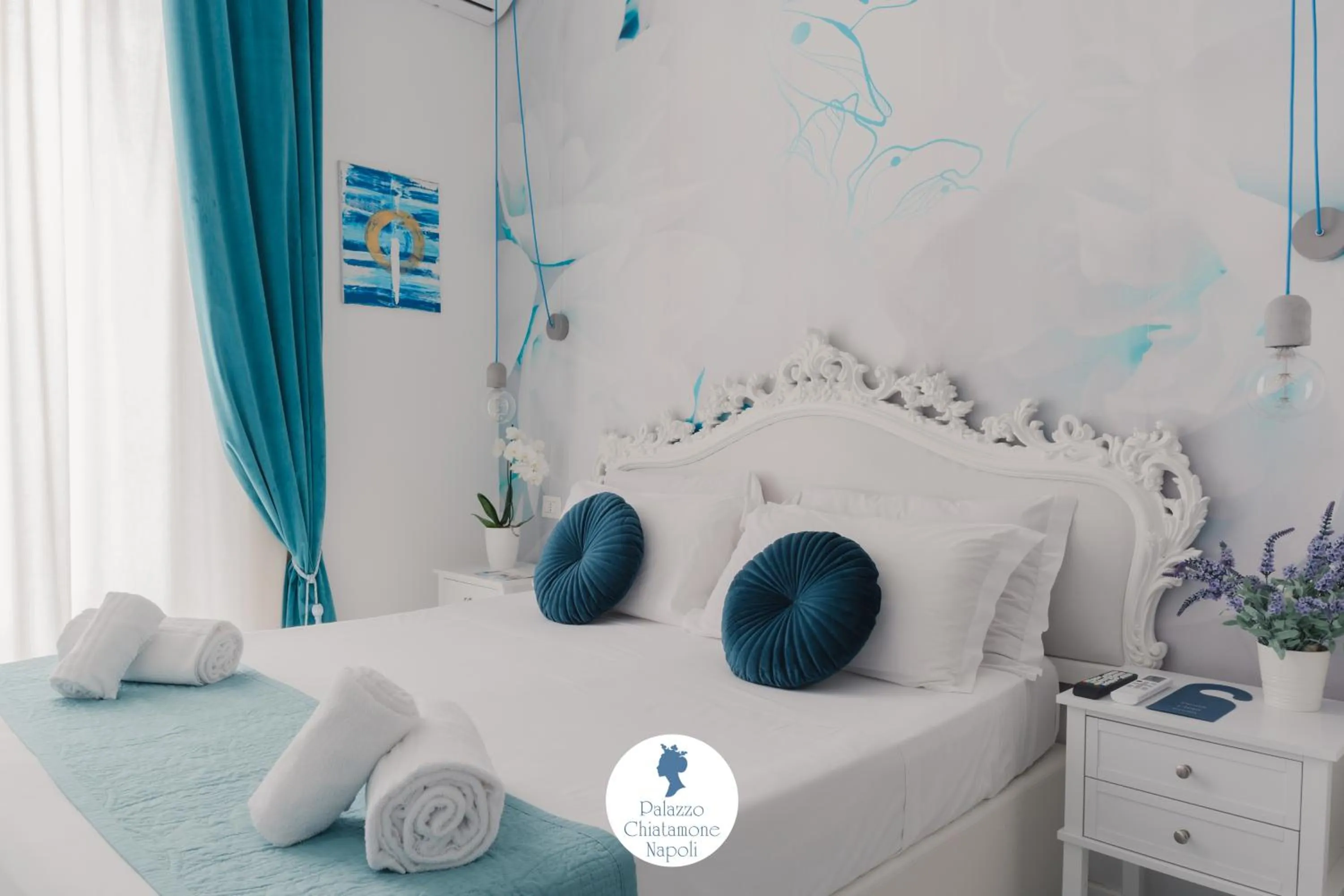 Bed in Palazzo Chiatamone