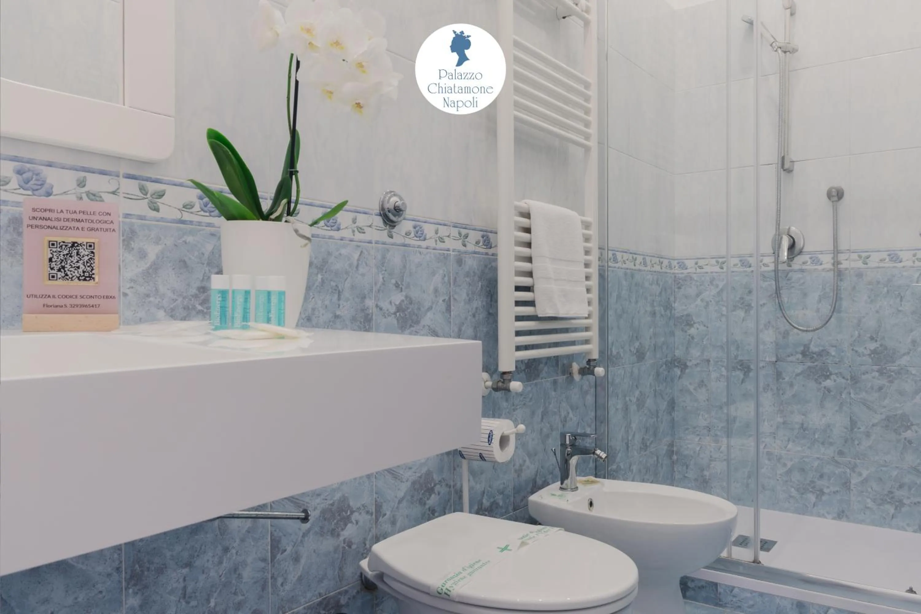 Shower in Palazzo Chiatamone