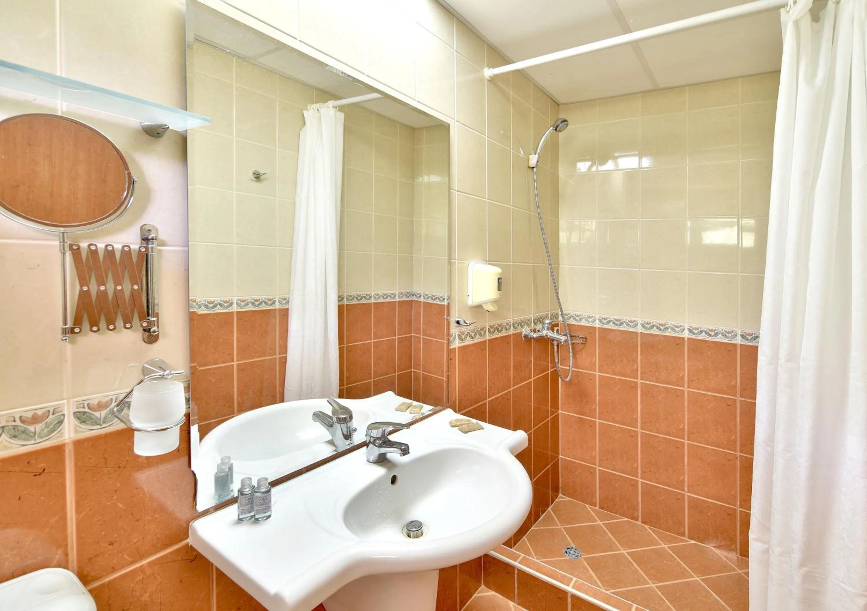 Bathroom in Hotel Malibu