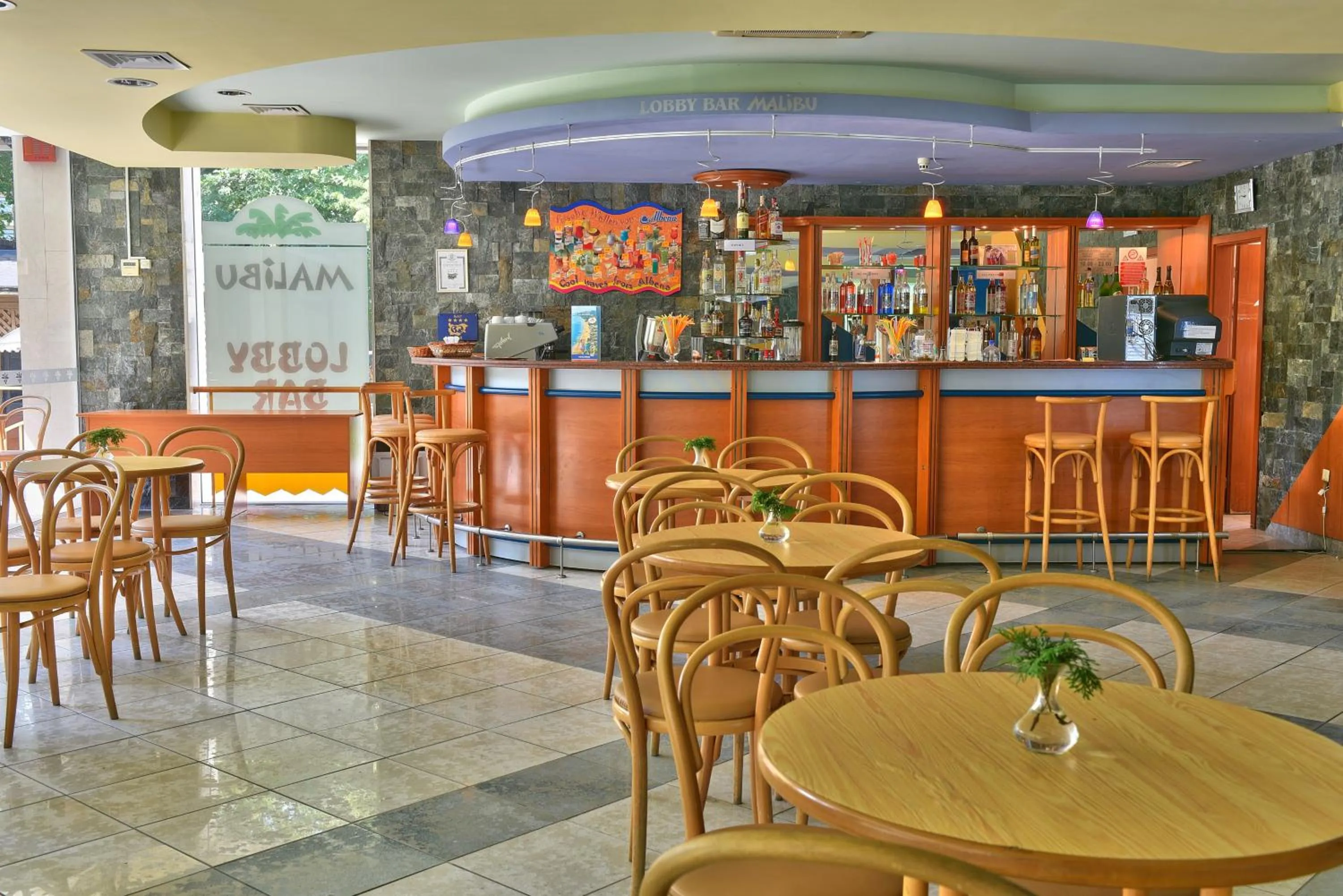 Lobby or reception in Hotel Malibu