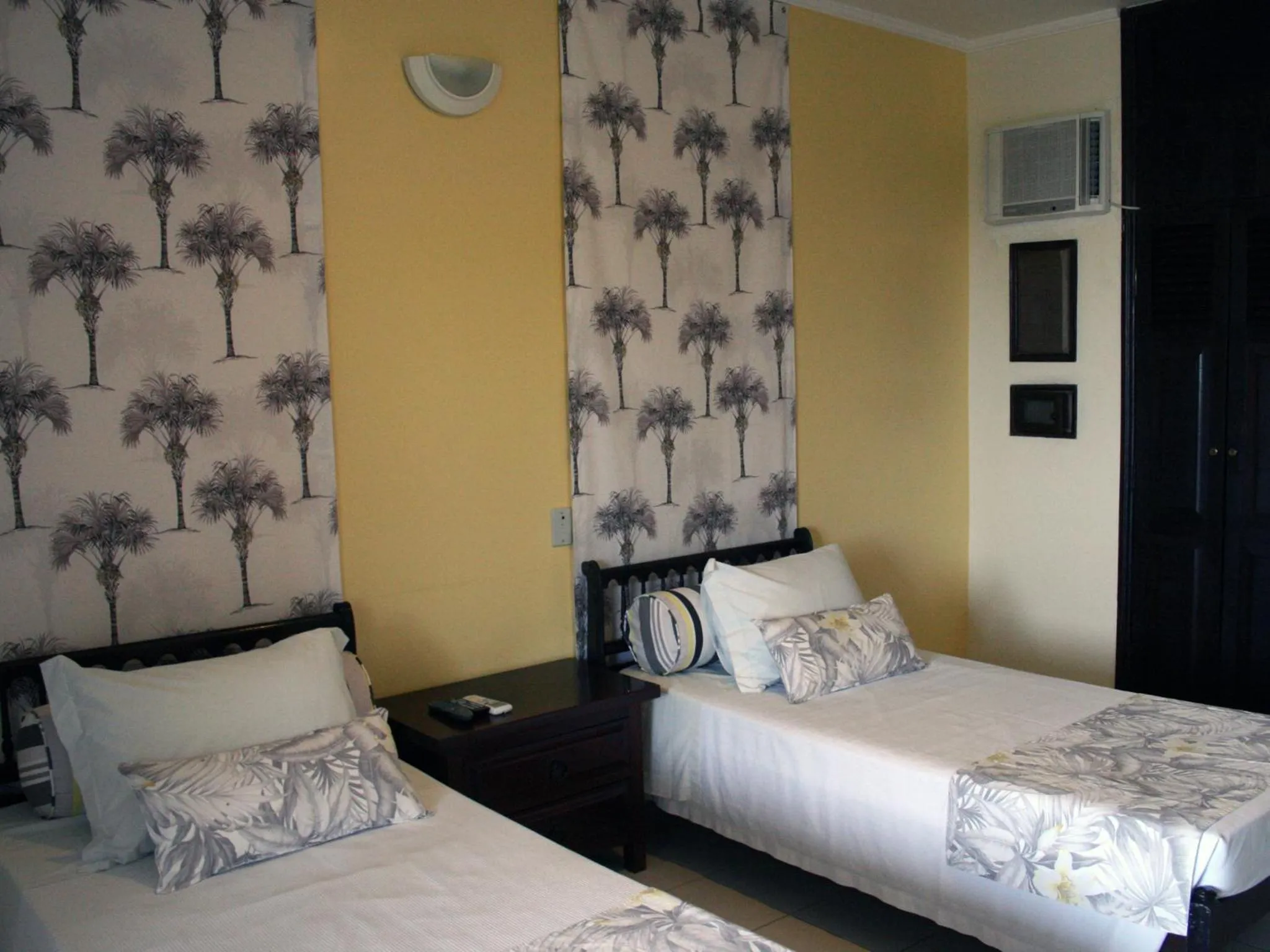 Bedroom, Bed in Ubatuba Palace Hotel