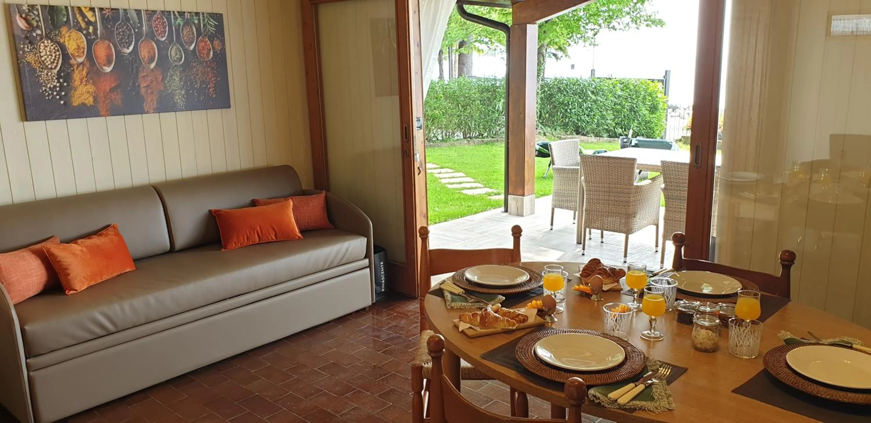 Patio in Residence Villalsole