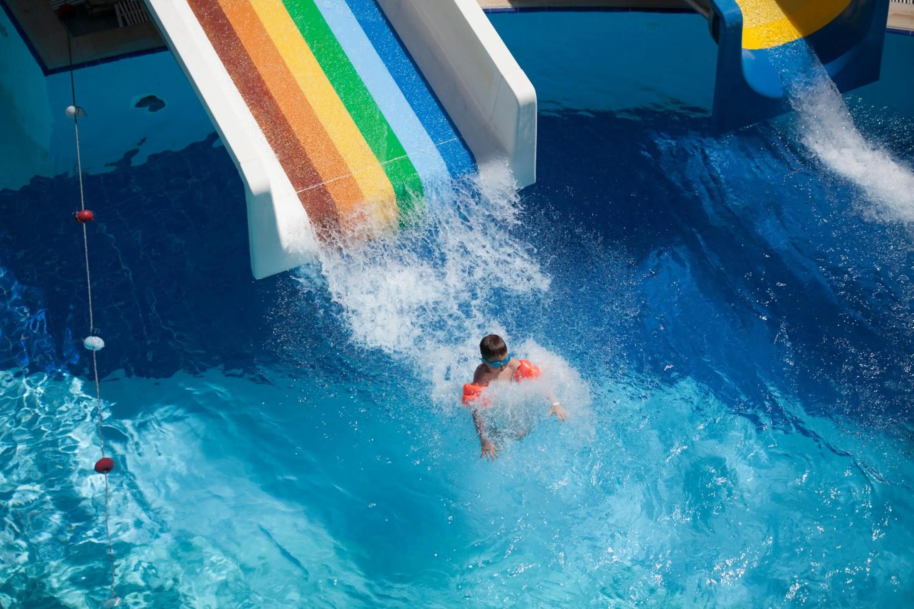 Swimming pool in Washington Resort Hotel & Spa
