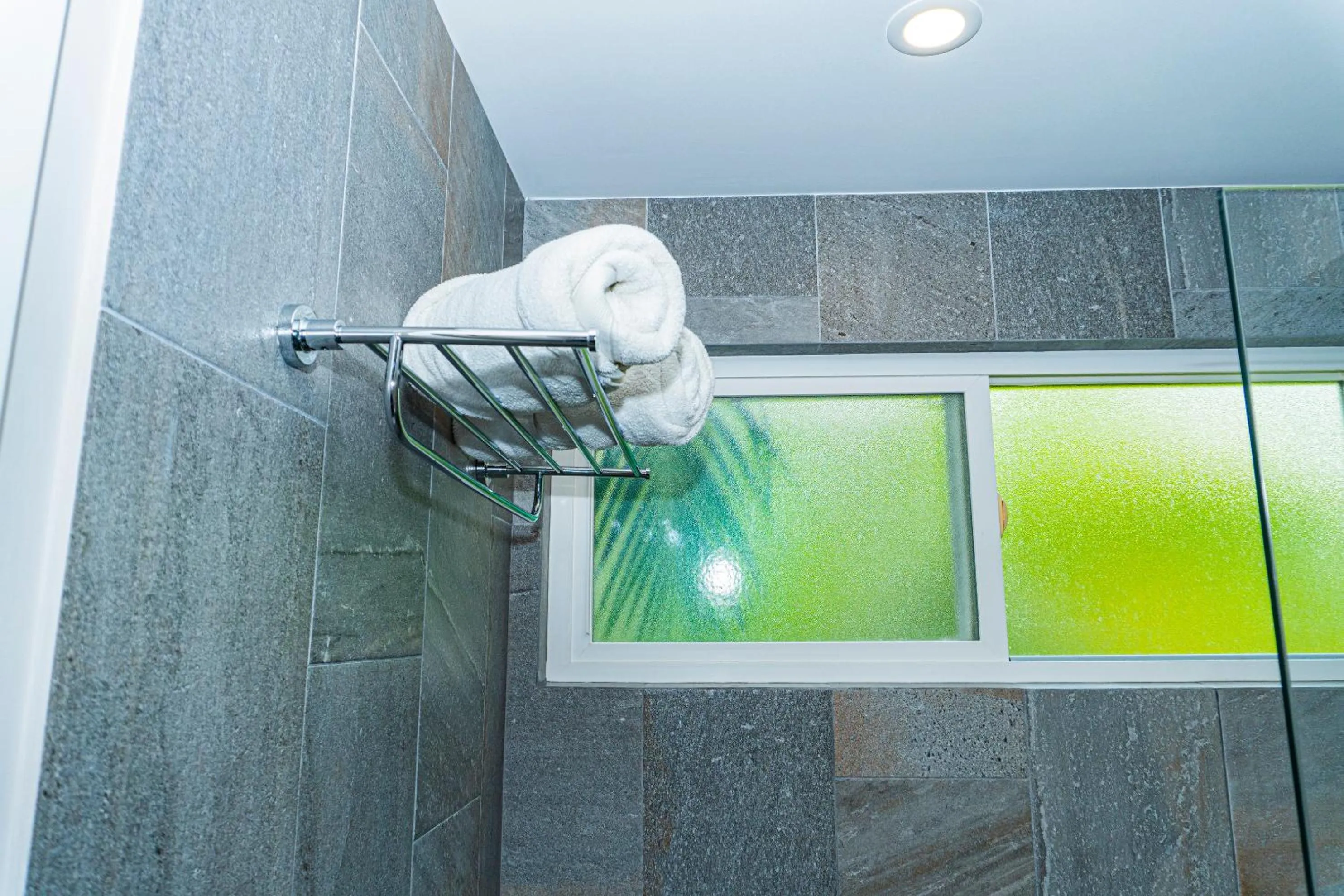 Shower in Elan at Ballena Beach