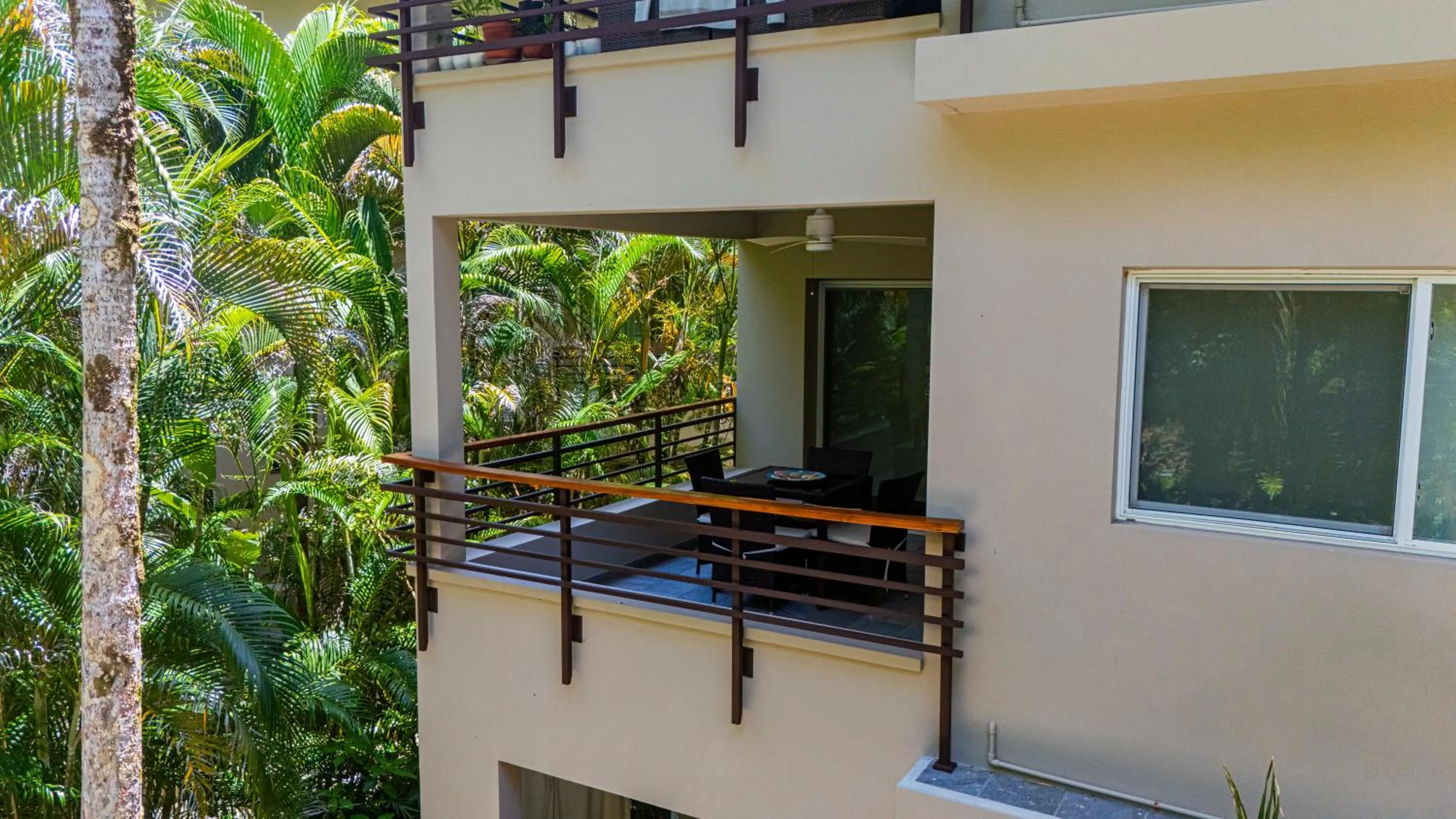 Property building in Elan at Ballena Beach