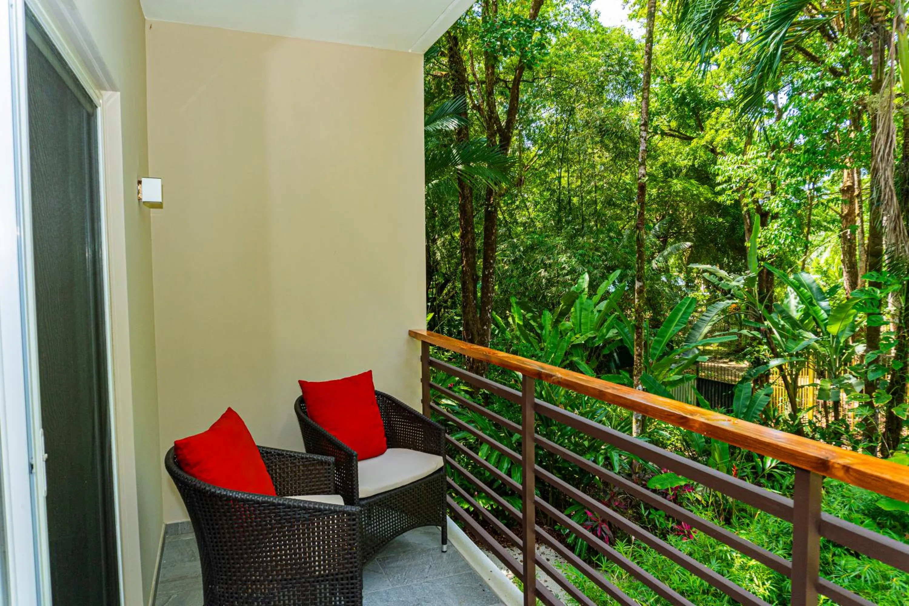 Balcony/Terrace in Elan at Ballena Beach
