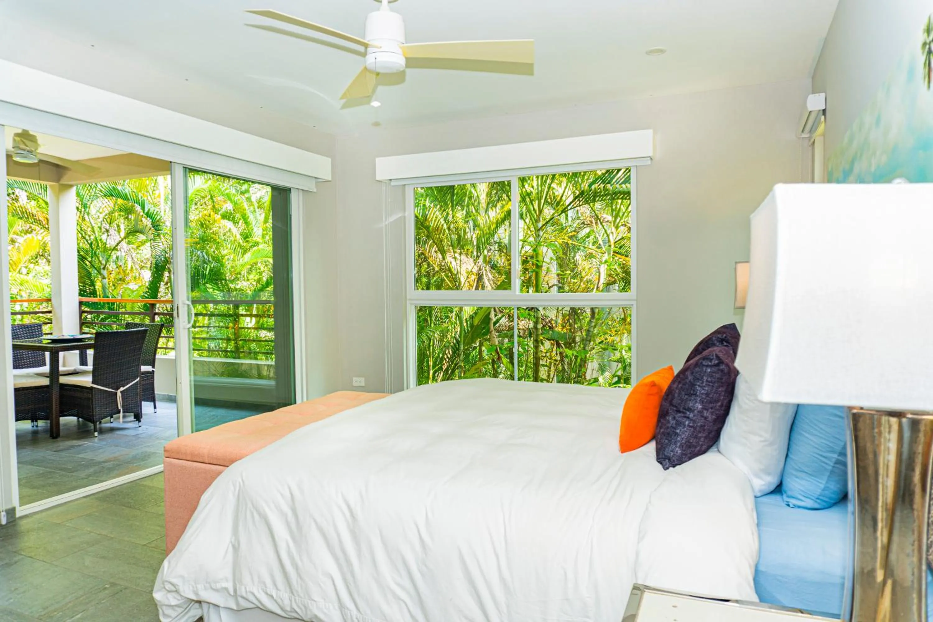 Bed in Elan at Ballena Beach