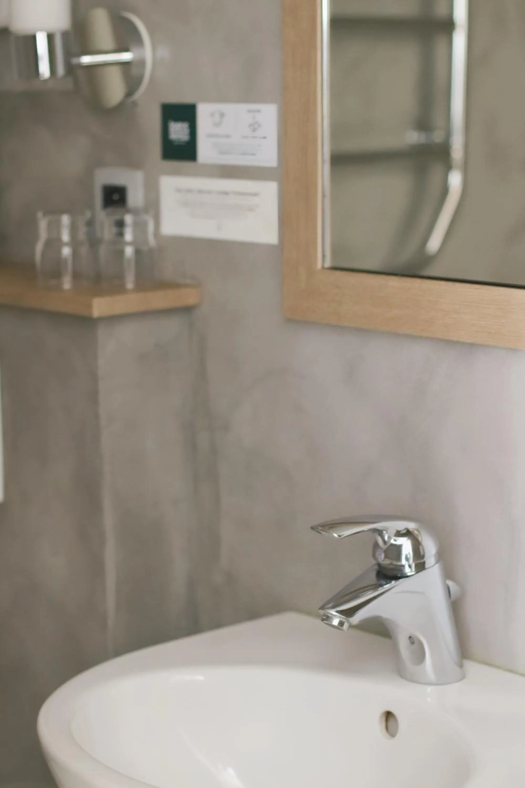 Bathroom in Logis Hôtel Saint Guirec Et De La Plage