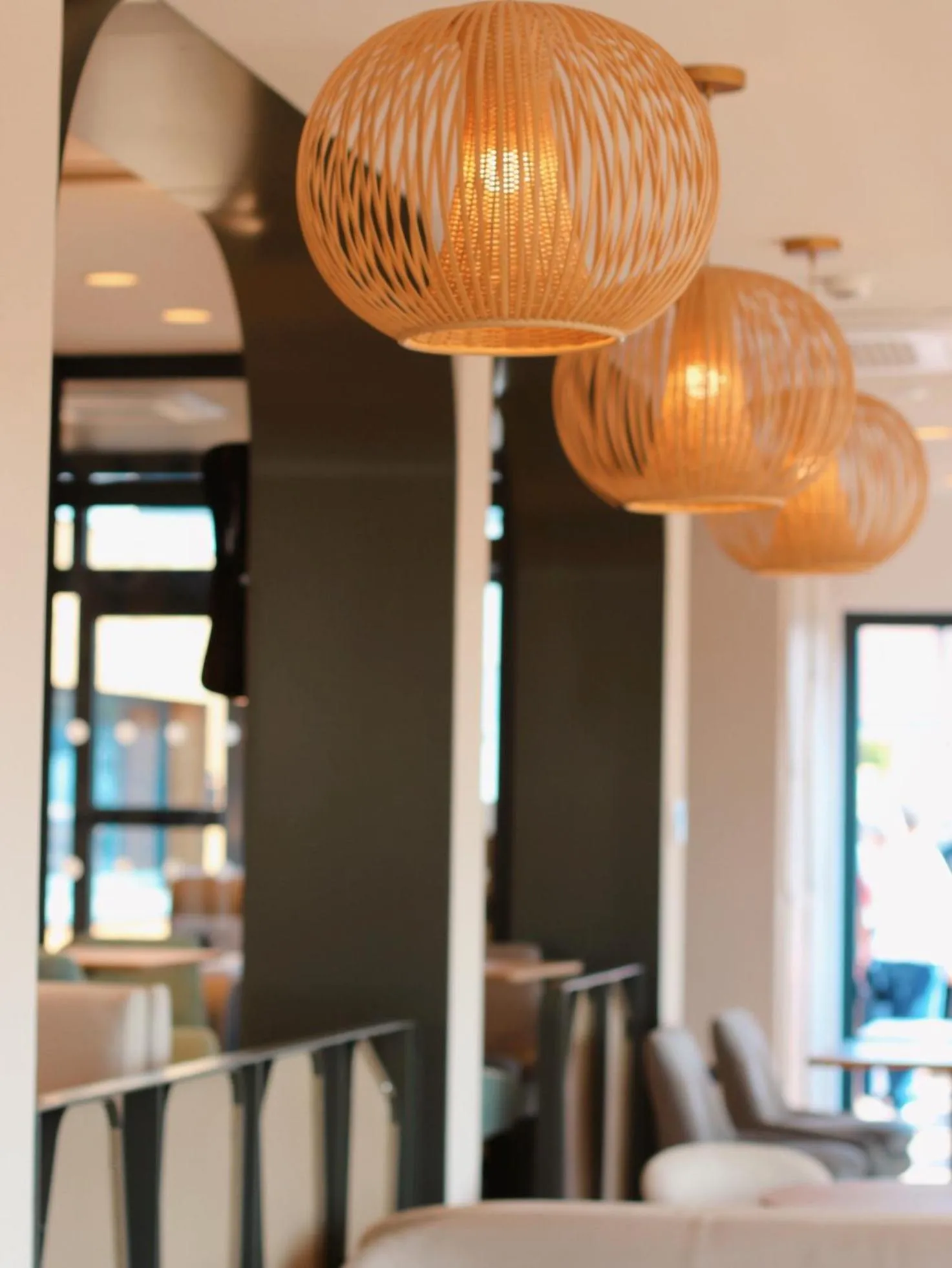 Restaurant/places to eat, Bed in Logis Hôtel Saint Guirec Et De La Plage