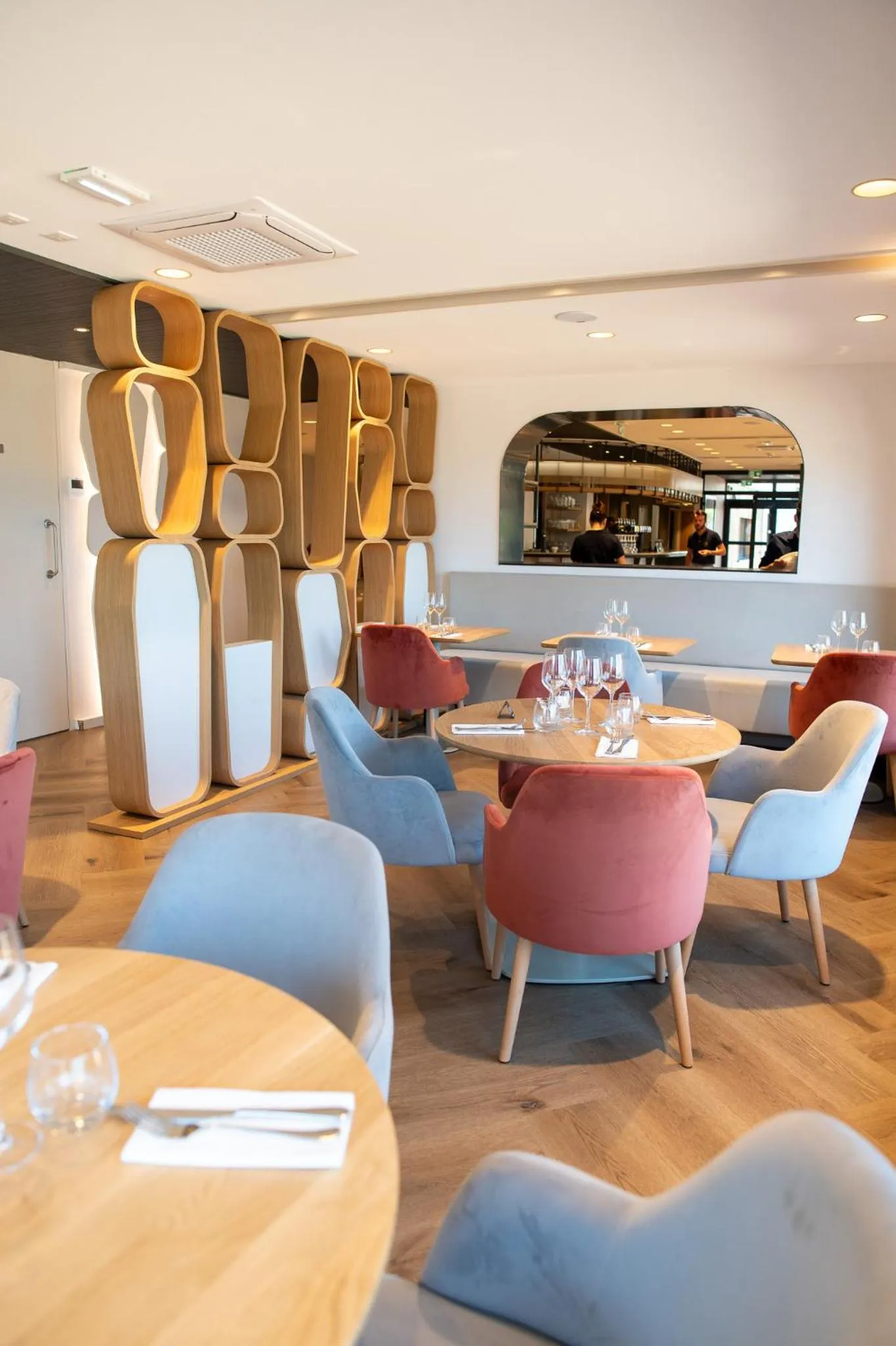 Restaurant/places to eat in Logis Hôtel Saint Guirec Et De La Plage