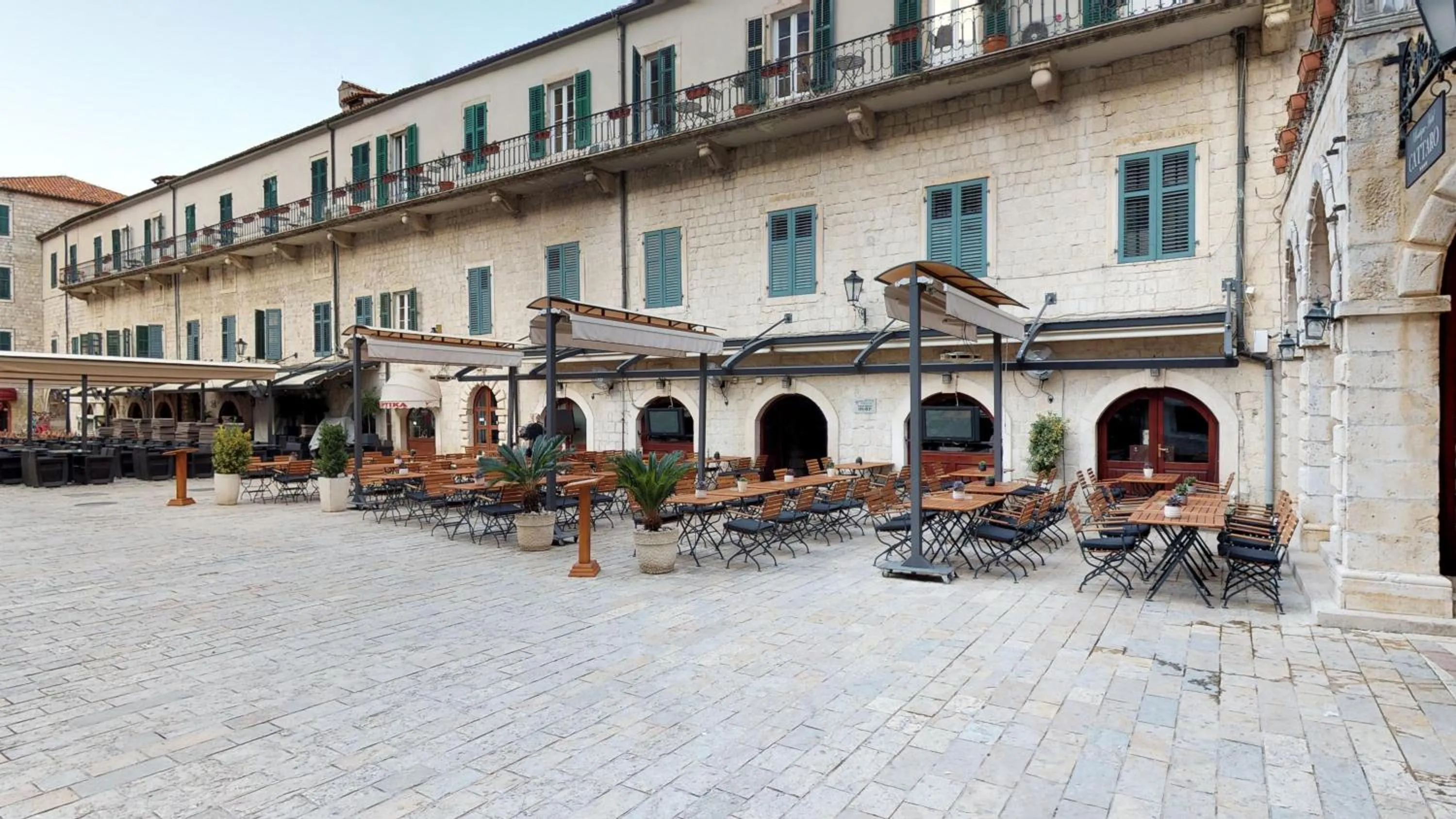 Property building in Historic Boutique Hotel Cattaro