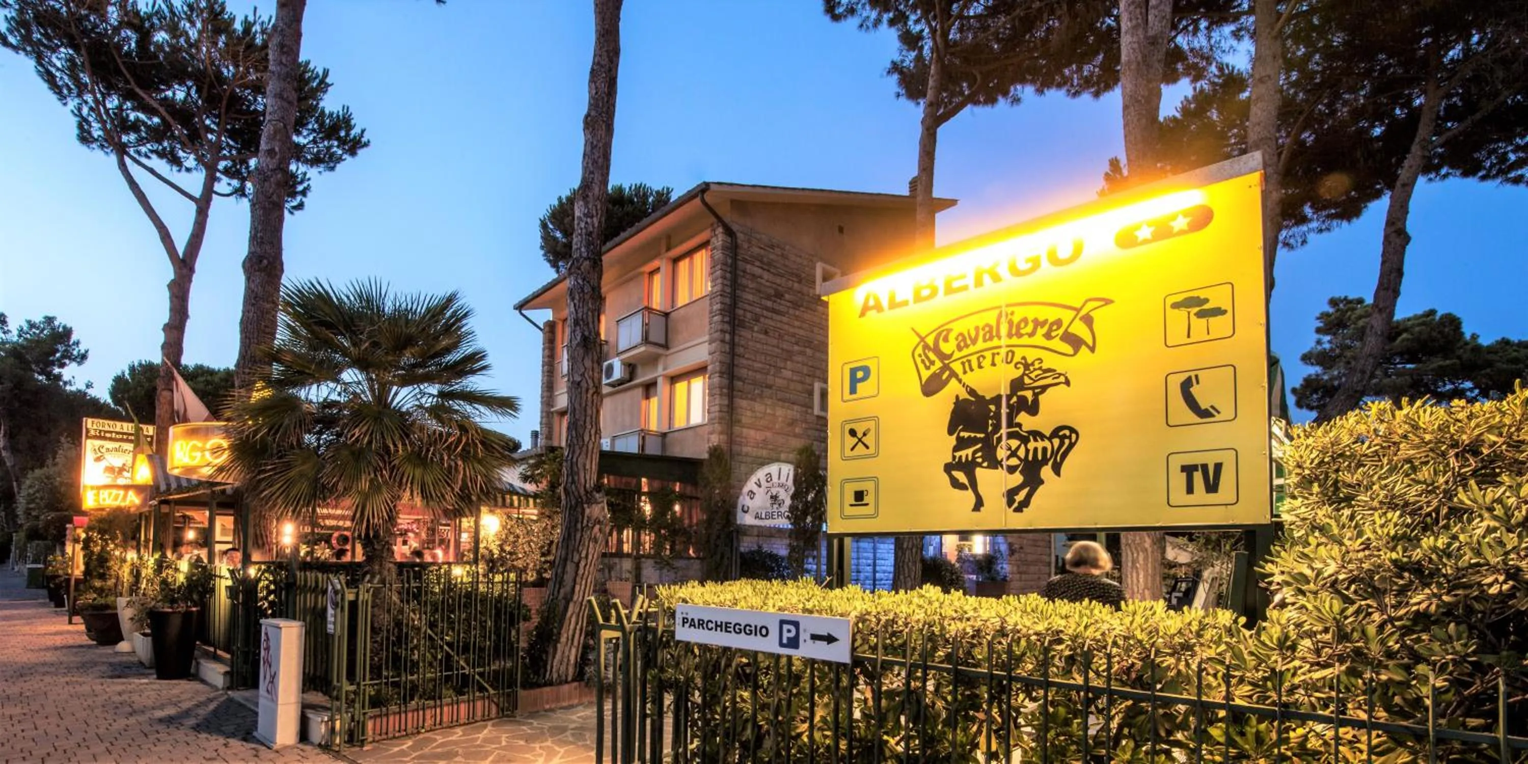 Property building in Hotel Il Cavaliere Nero