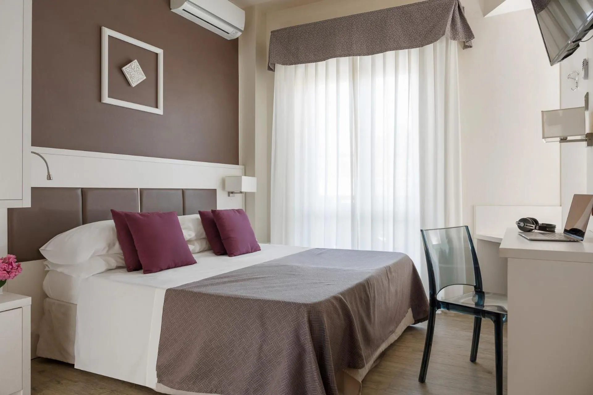 Photo of the whole room in Hotel Azzurra