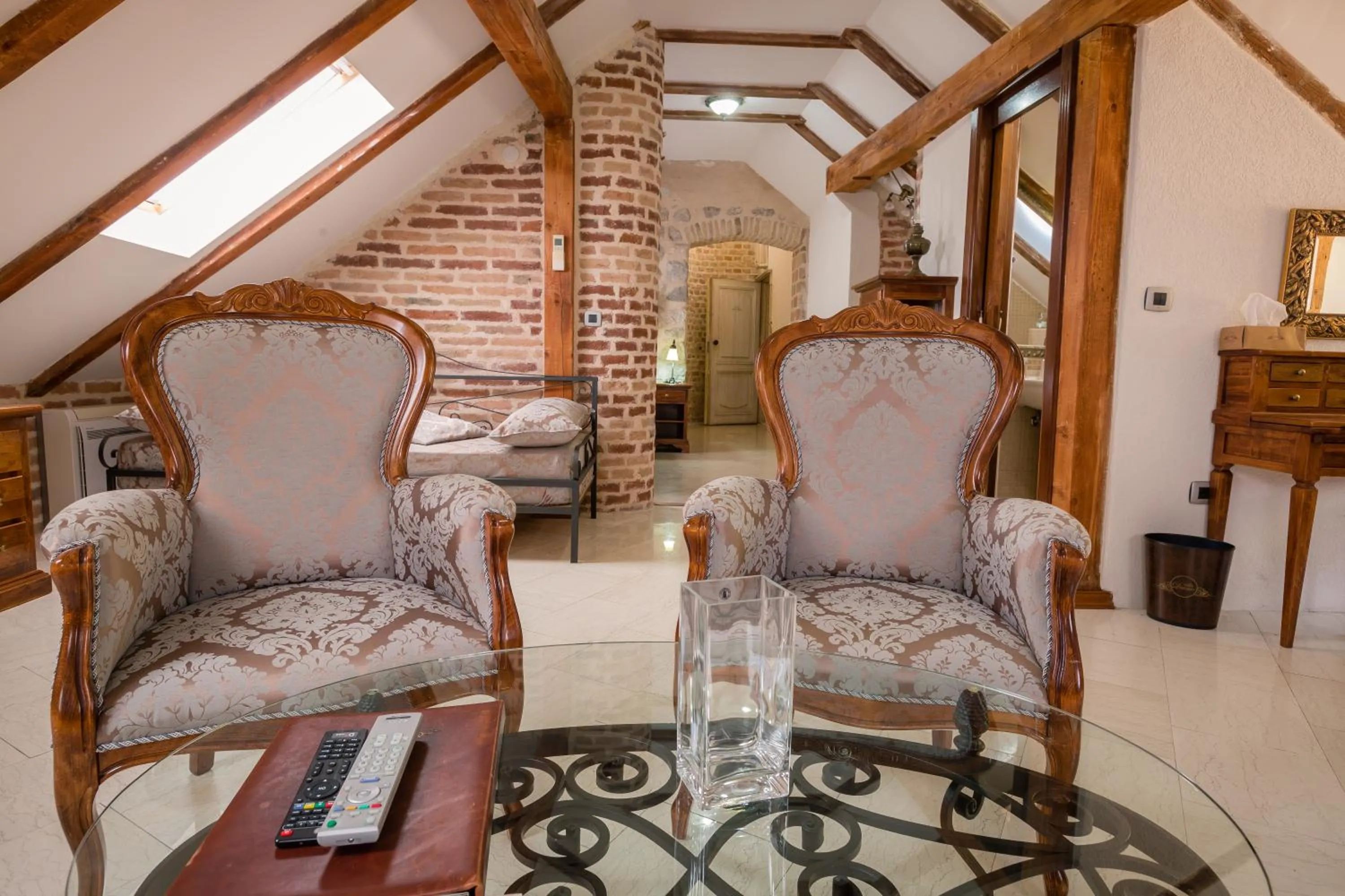 Seating area in Hotel Villa Duomo