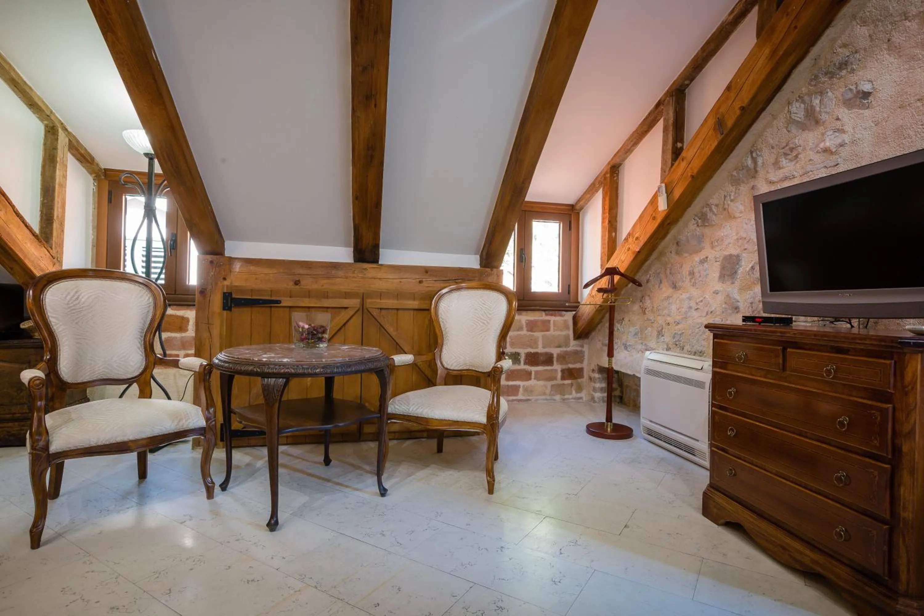 Seating area in Hotel Villa Duomo