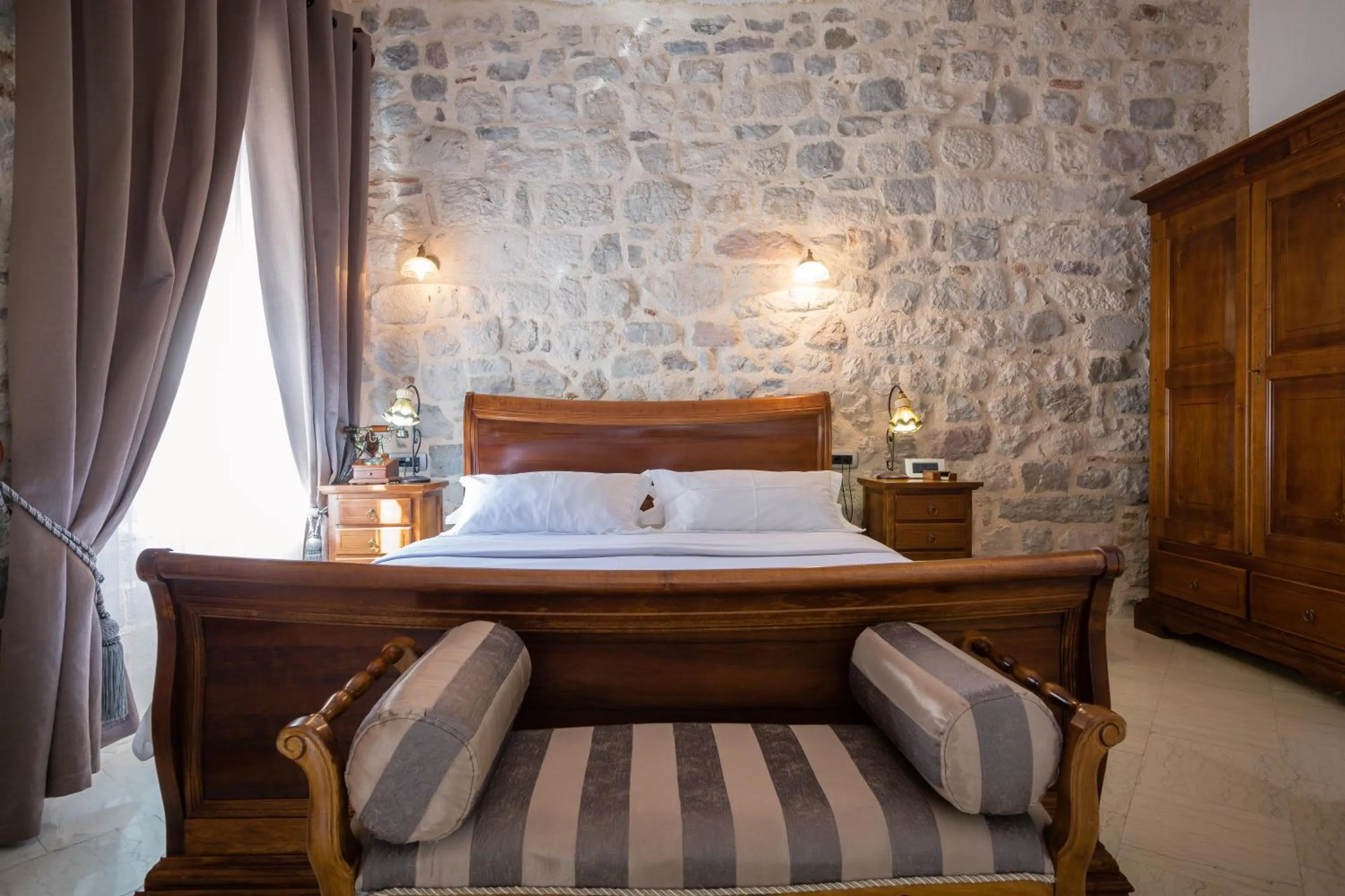 Bedroom in Hotel Villa Duomo