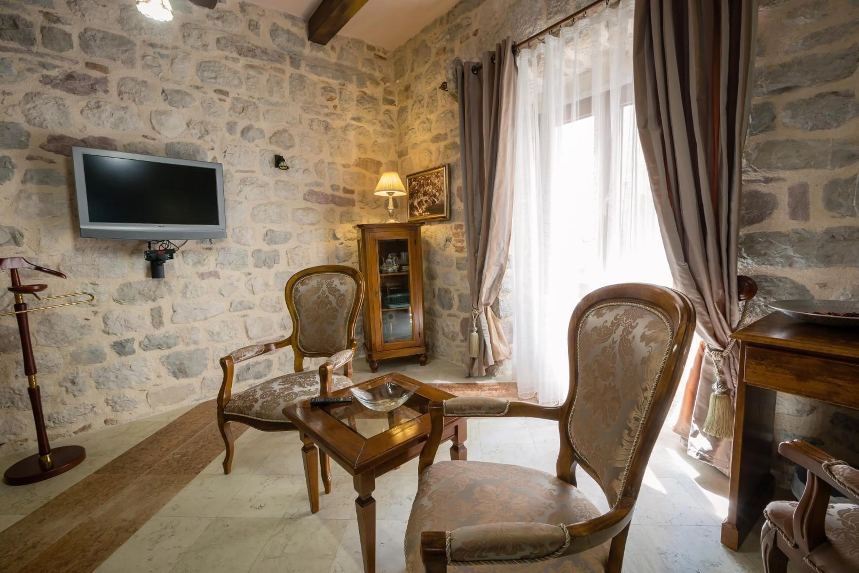Seating area in Hotel Villa Duomo