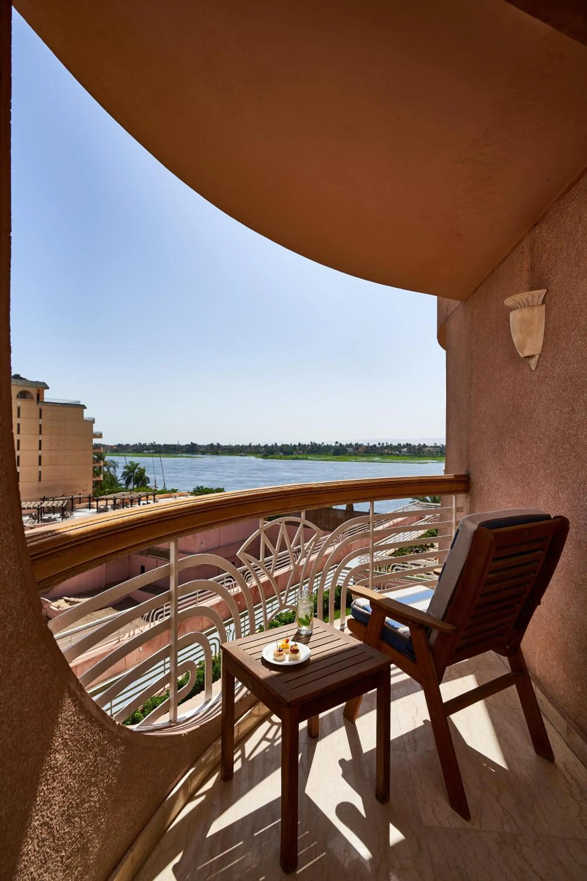 Balcony/Terrace in Sonesta St. George Hotel - Convention Center