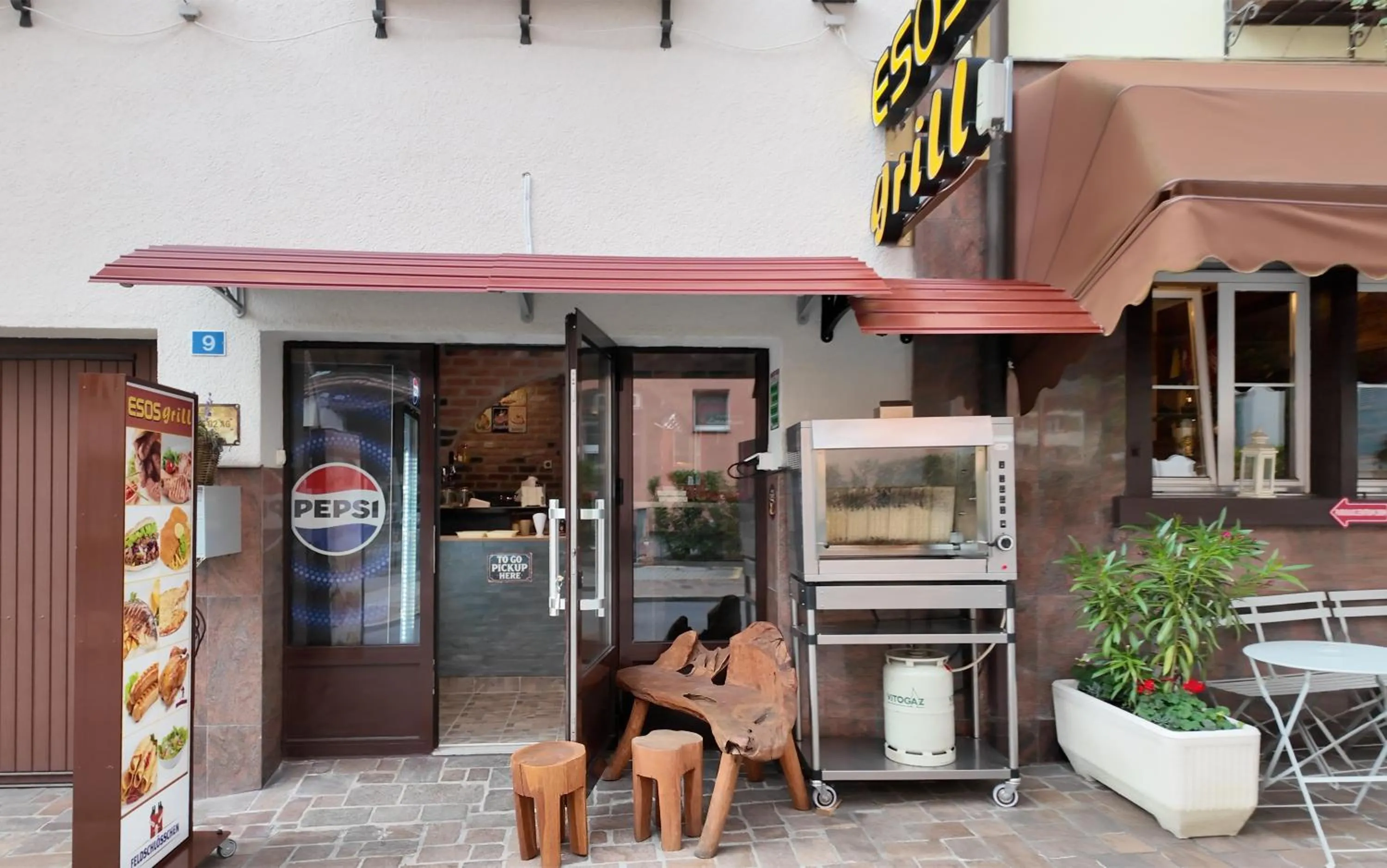 Restaurant/places to eat in Esos Hotel Quelle