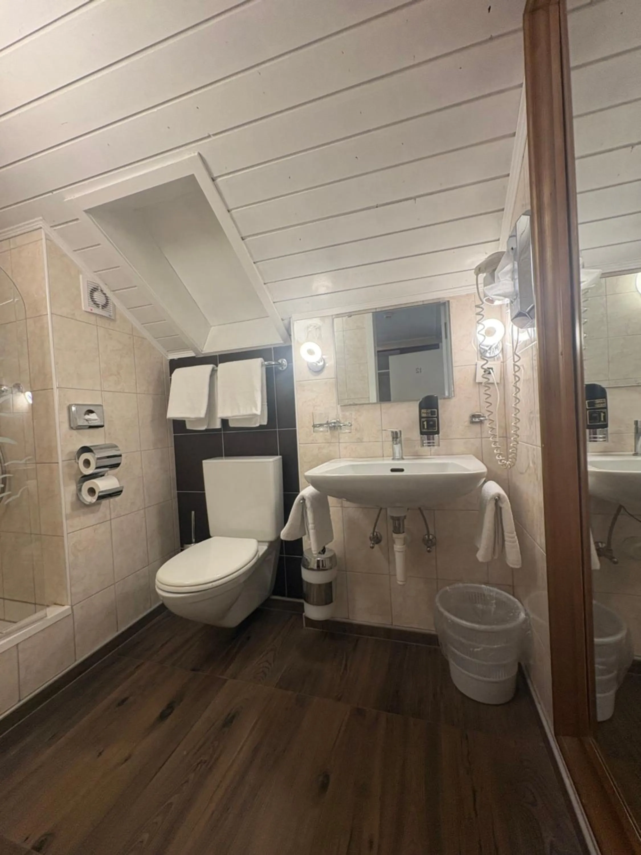 Property building in Esos Hotel Quelle