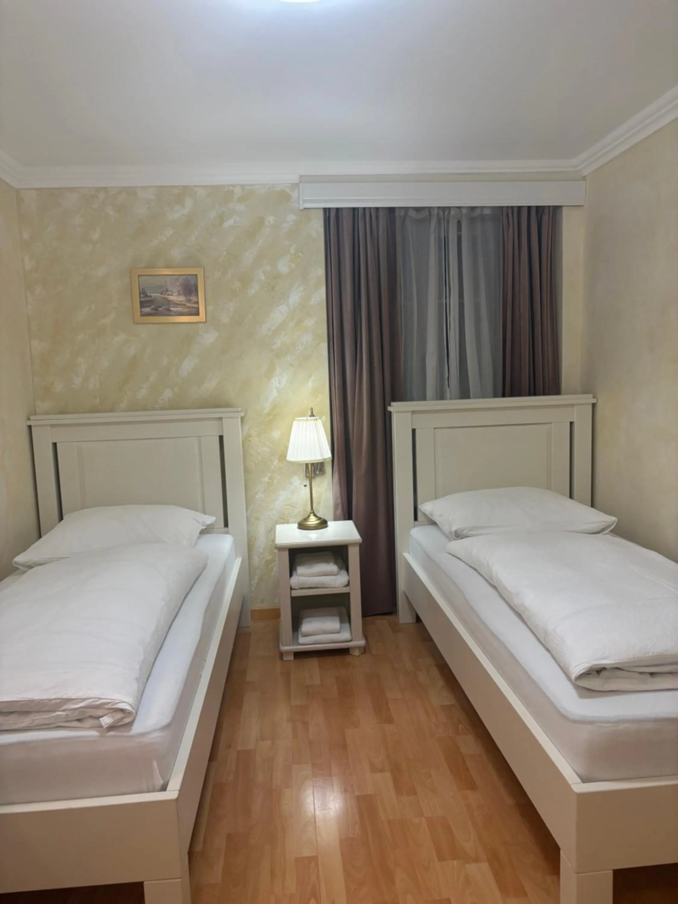 Photo of the whole room, Bed in Esos Hotel Quelle