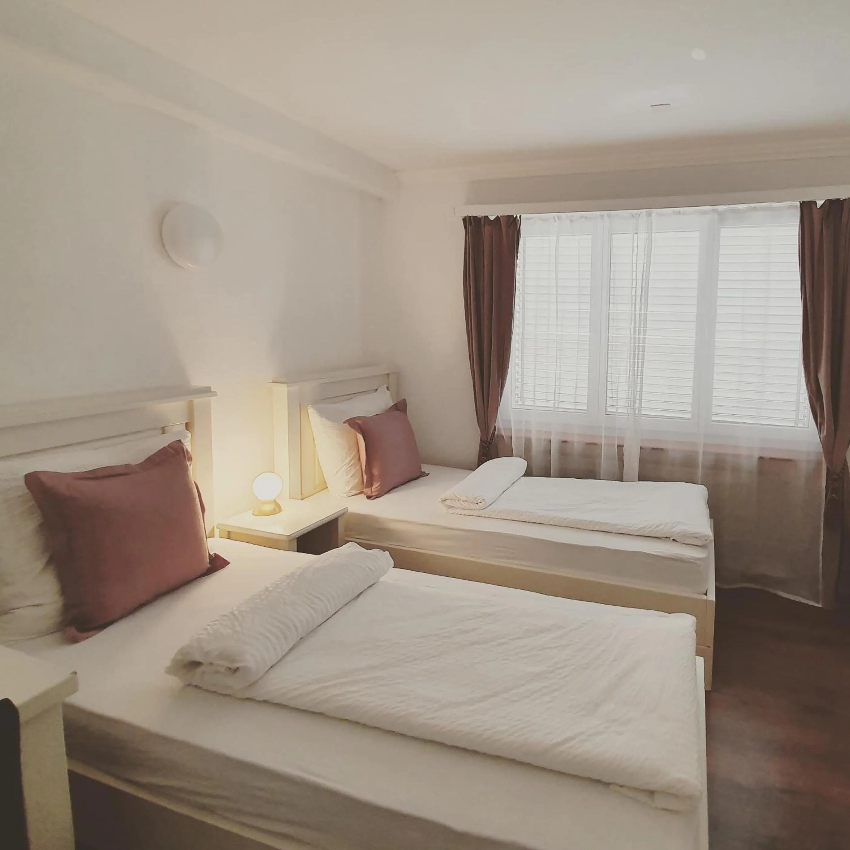 Bed in Esos Hotel Quelle