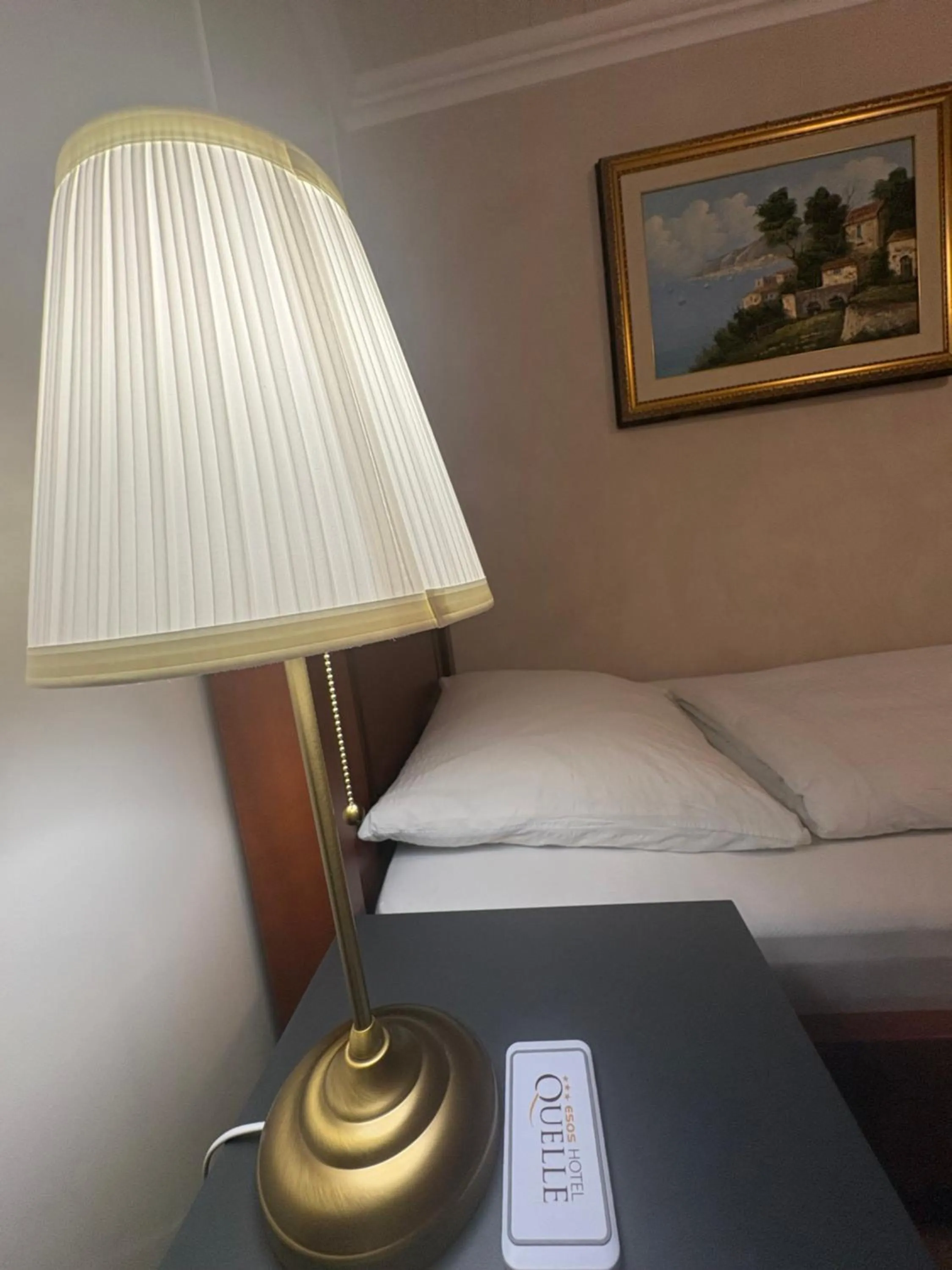 Bed in Esos Hotel Quelle