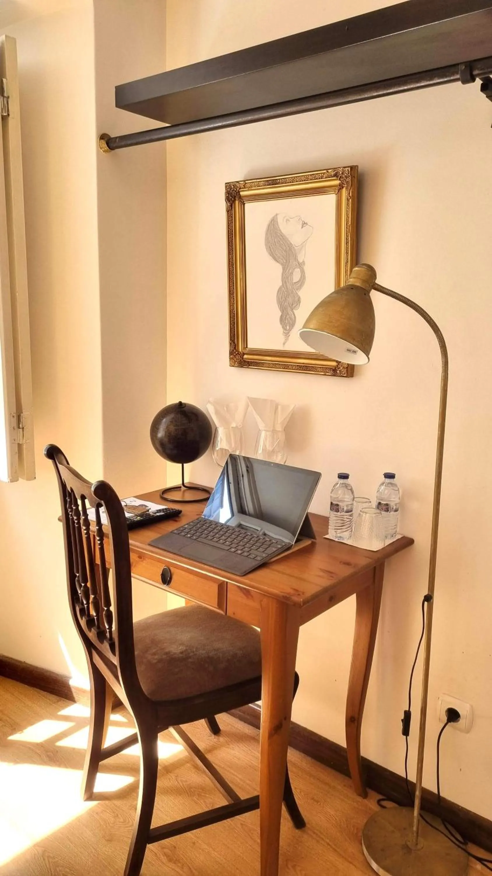 Business facilities in Casa do Criativo ® Bed&Breakfast