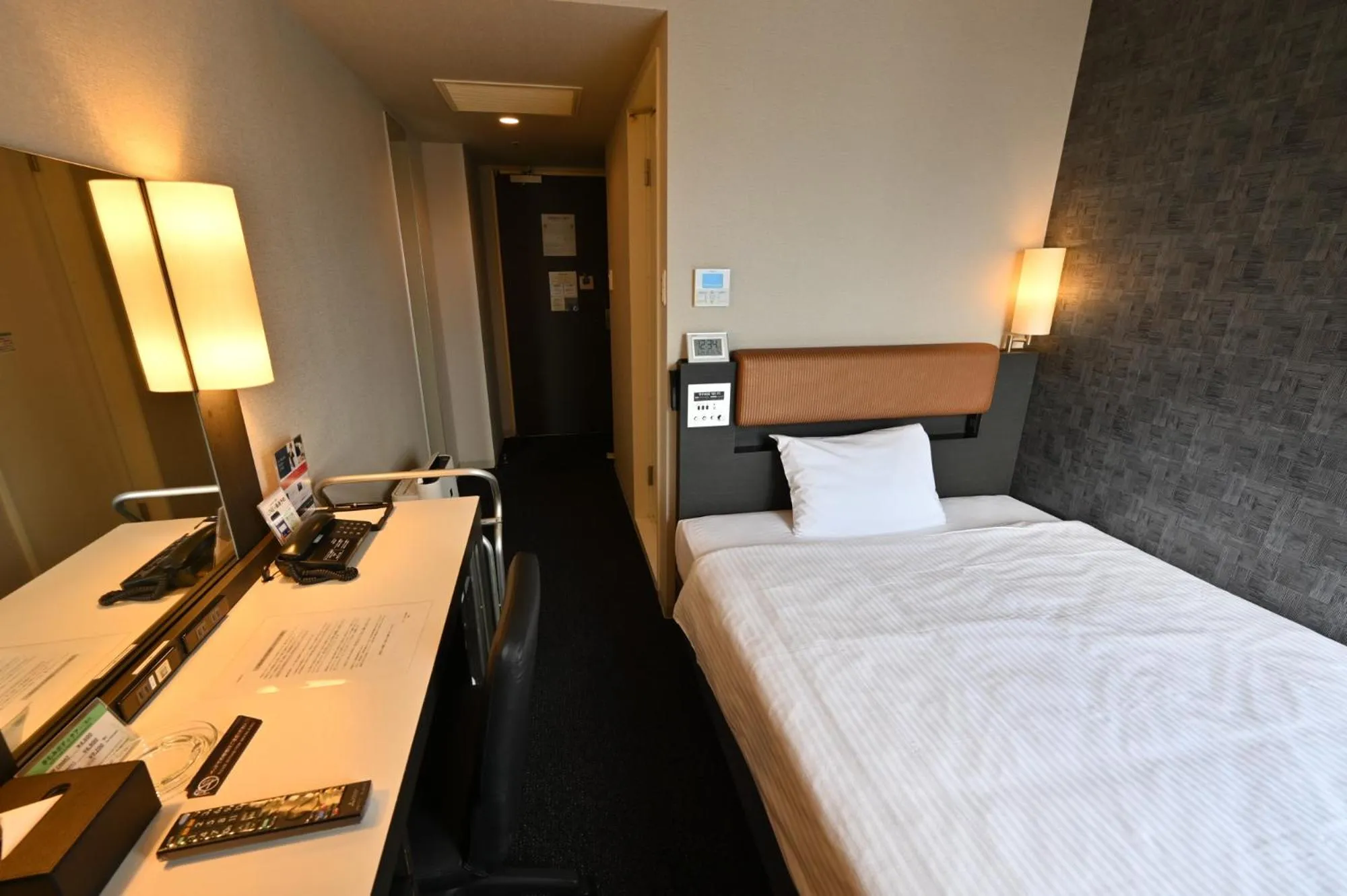 Photo of the whole room, Bed in Sanco Inn Yokkaichi Ekimae