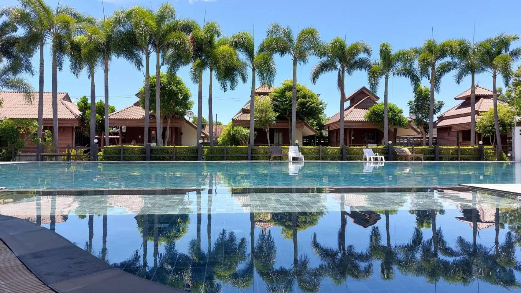 Swimming pool in Pruksa Resort Prachuabkhirikhan