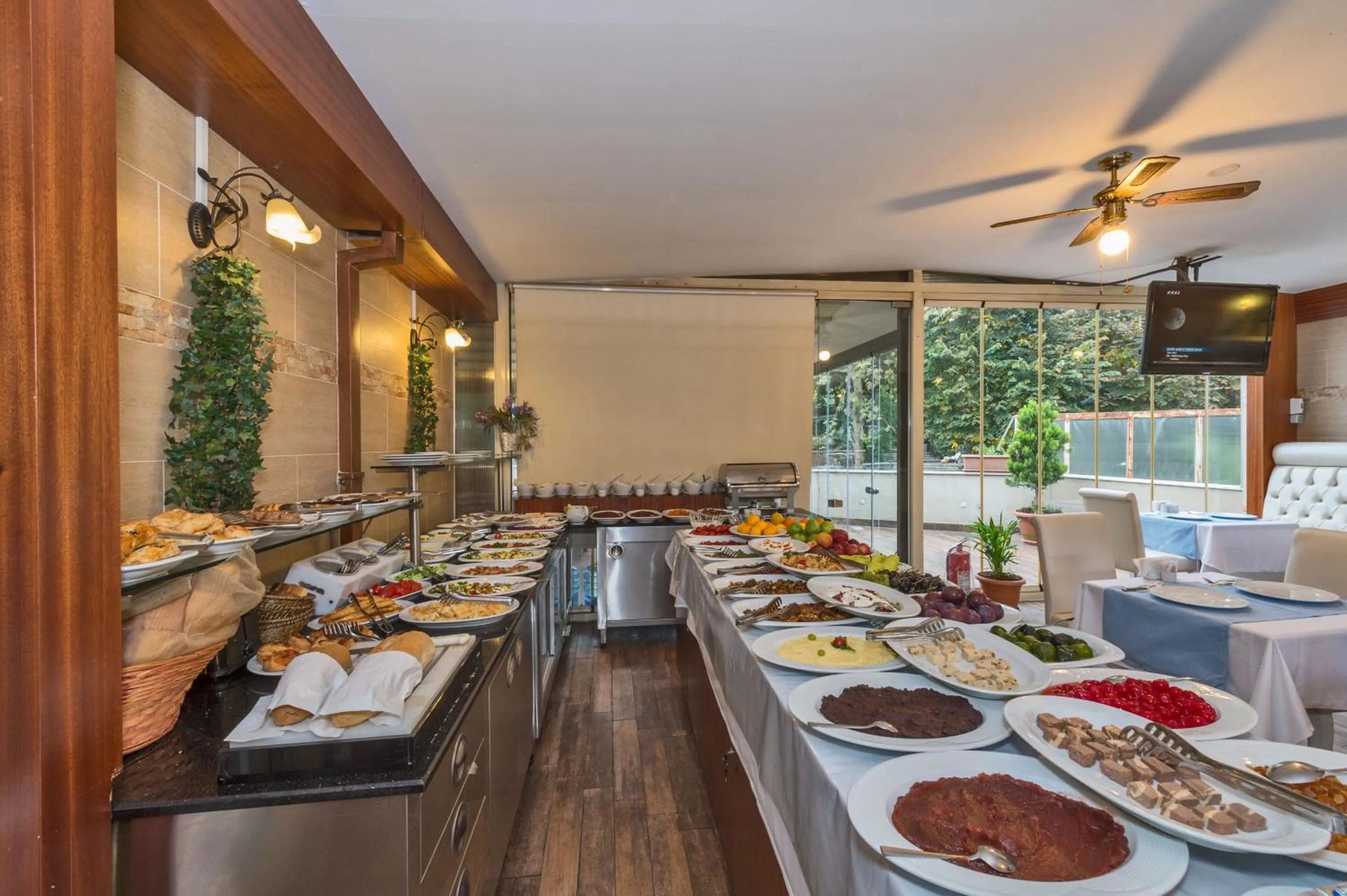 Balcony/Terrace in The Empress Theodora Hotel