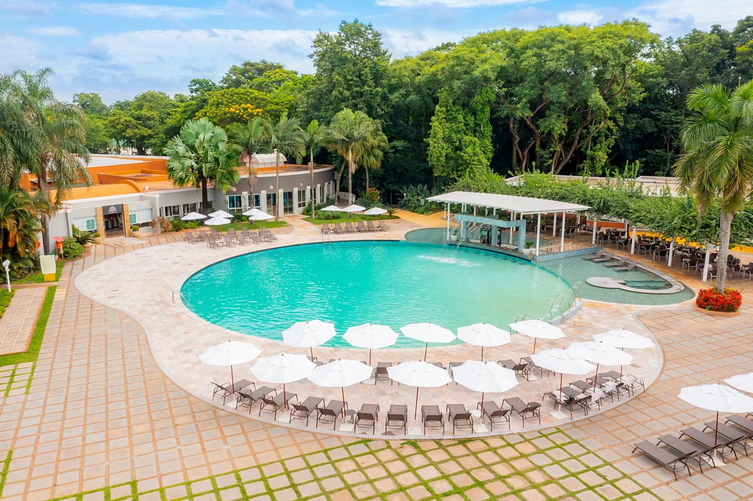 Swimming pool in Bourbon Thermas Eco Resort Cataratas do Iguacu