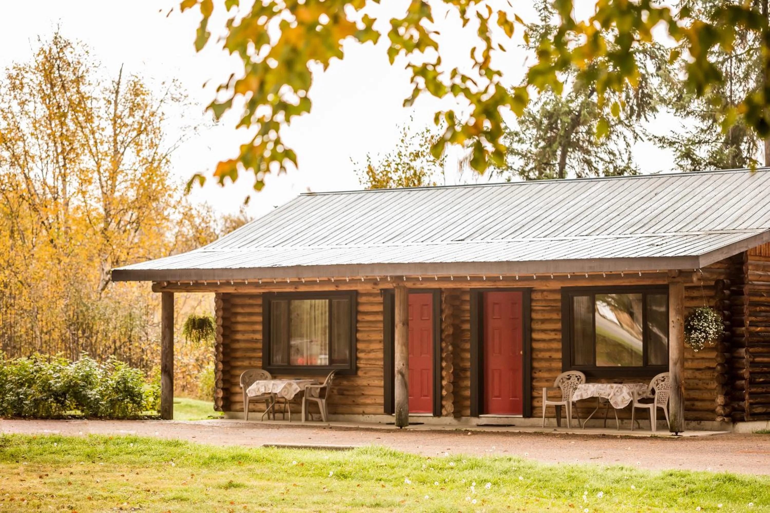 Property building in Overlook Inn & Cabins