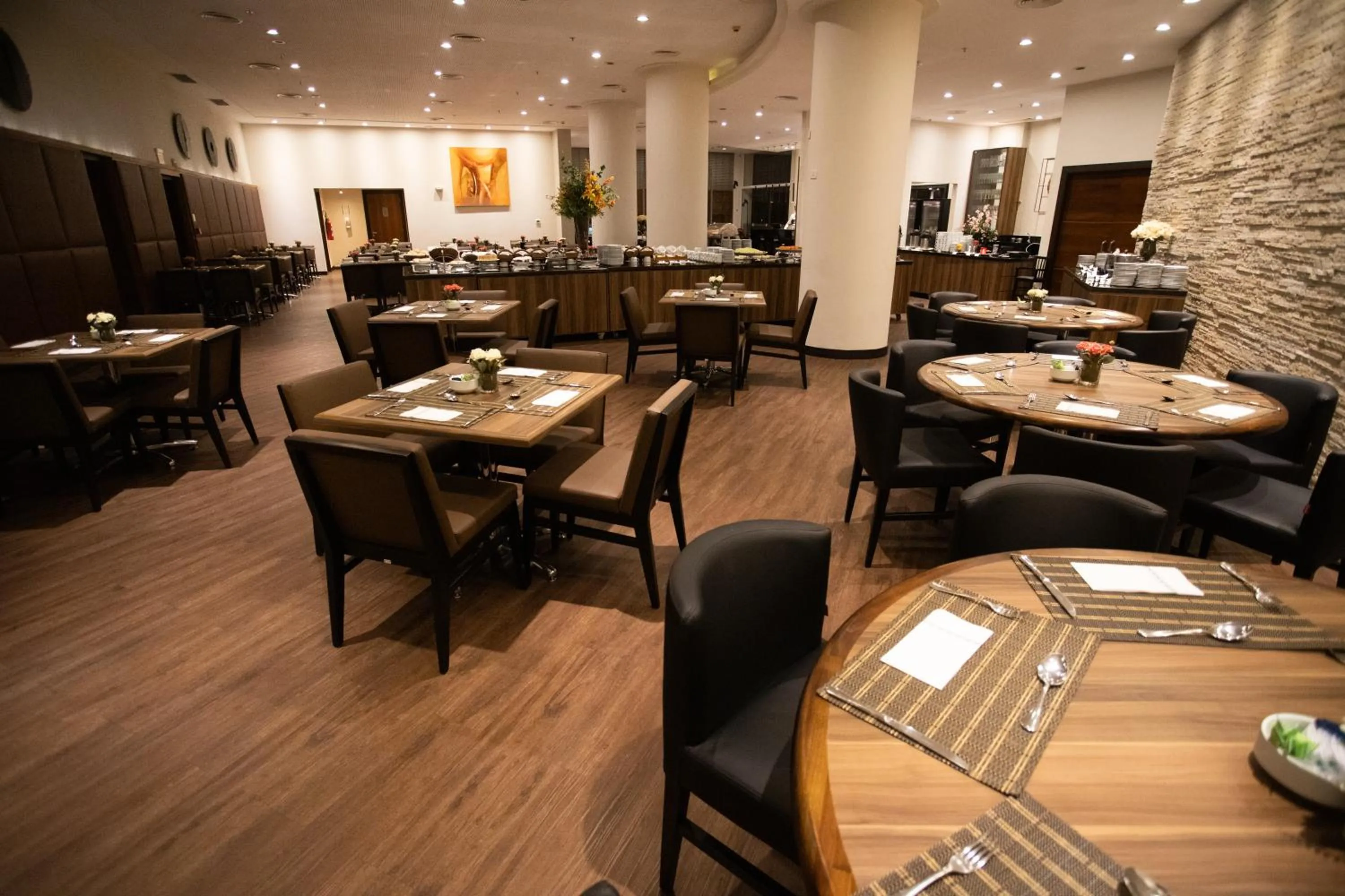 Restaurant/places to eat in Bourbon Convention Hotel Joinville