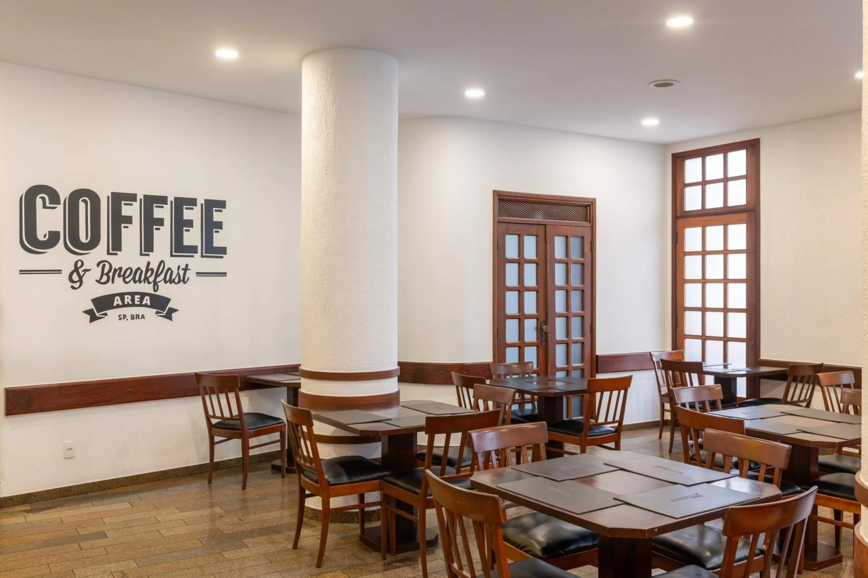 Restaurant/places to eat in DELPLAZA Timbiras São Paulo