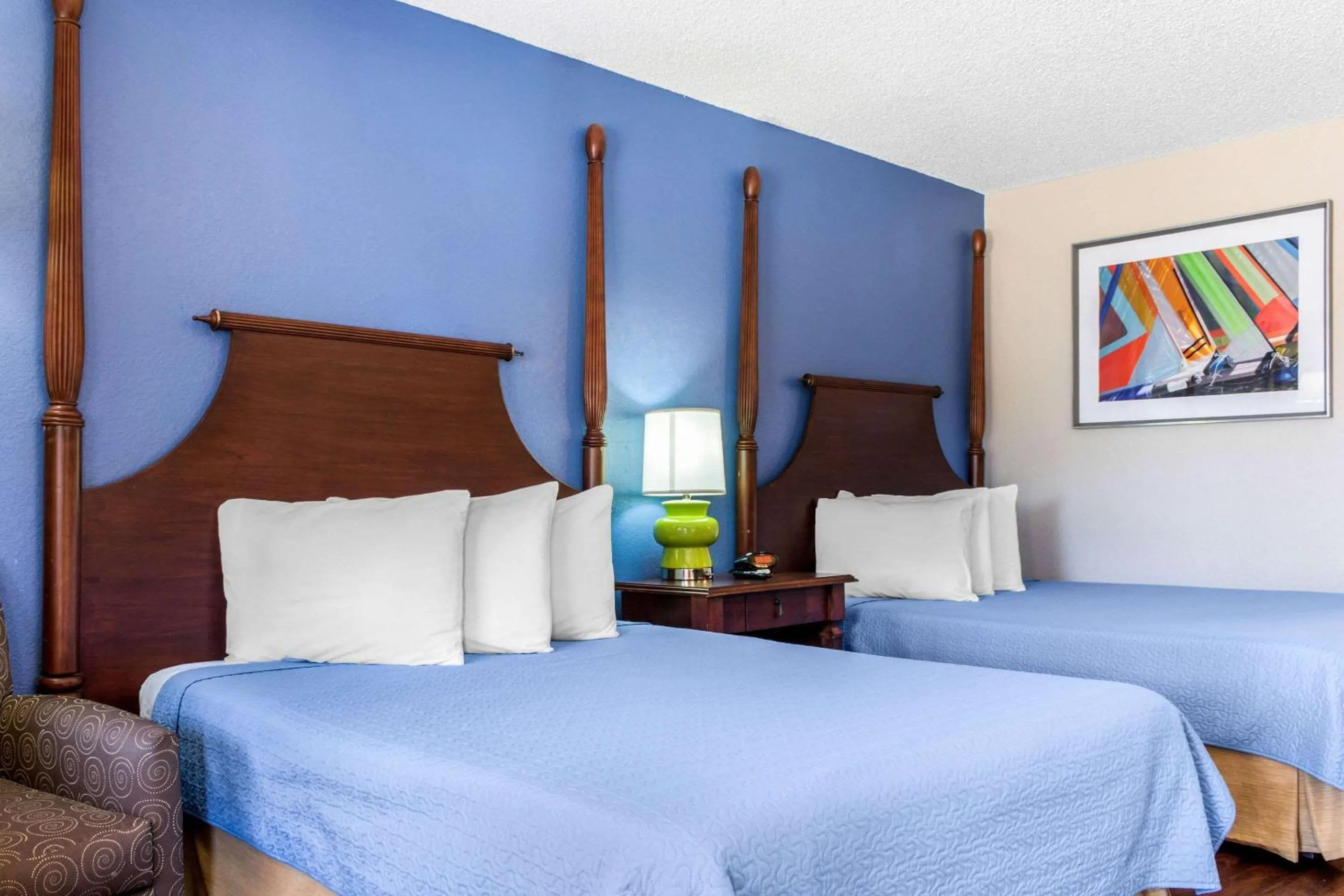 Photo of the whole room, Bed in Rodeway Inn near Ft Huachuca