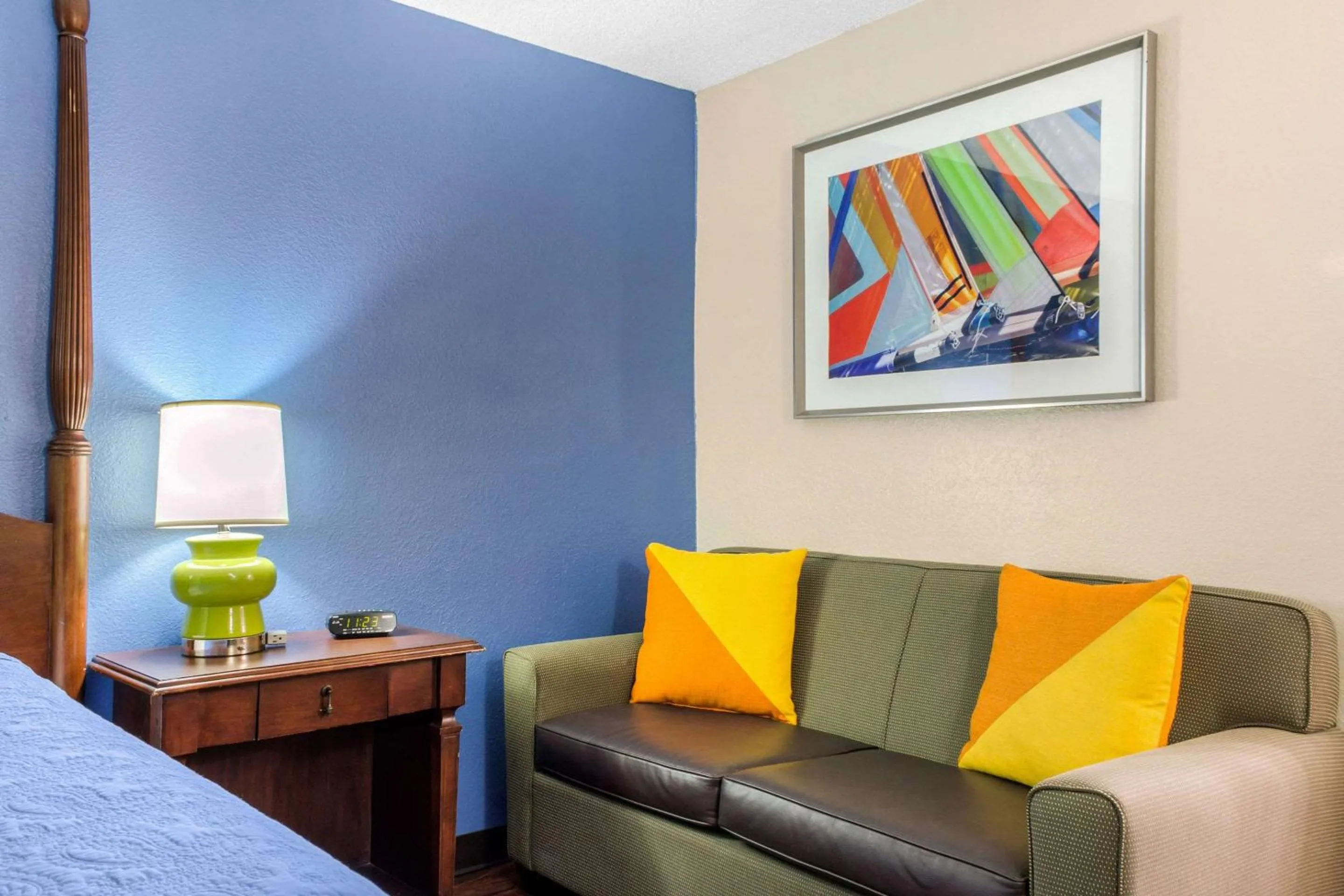 Photo of the whole room, Bed in Rodeway Inn near Ft Huachuca