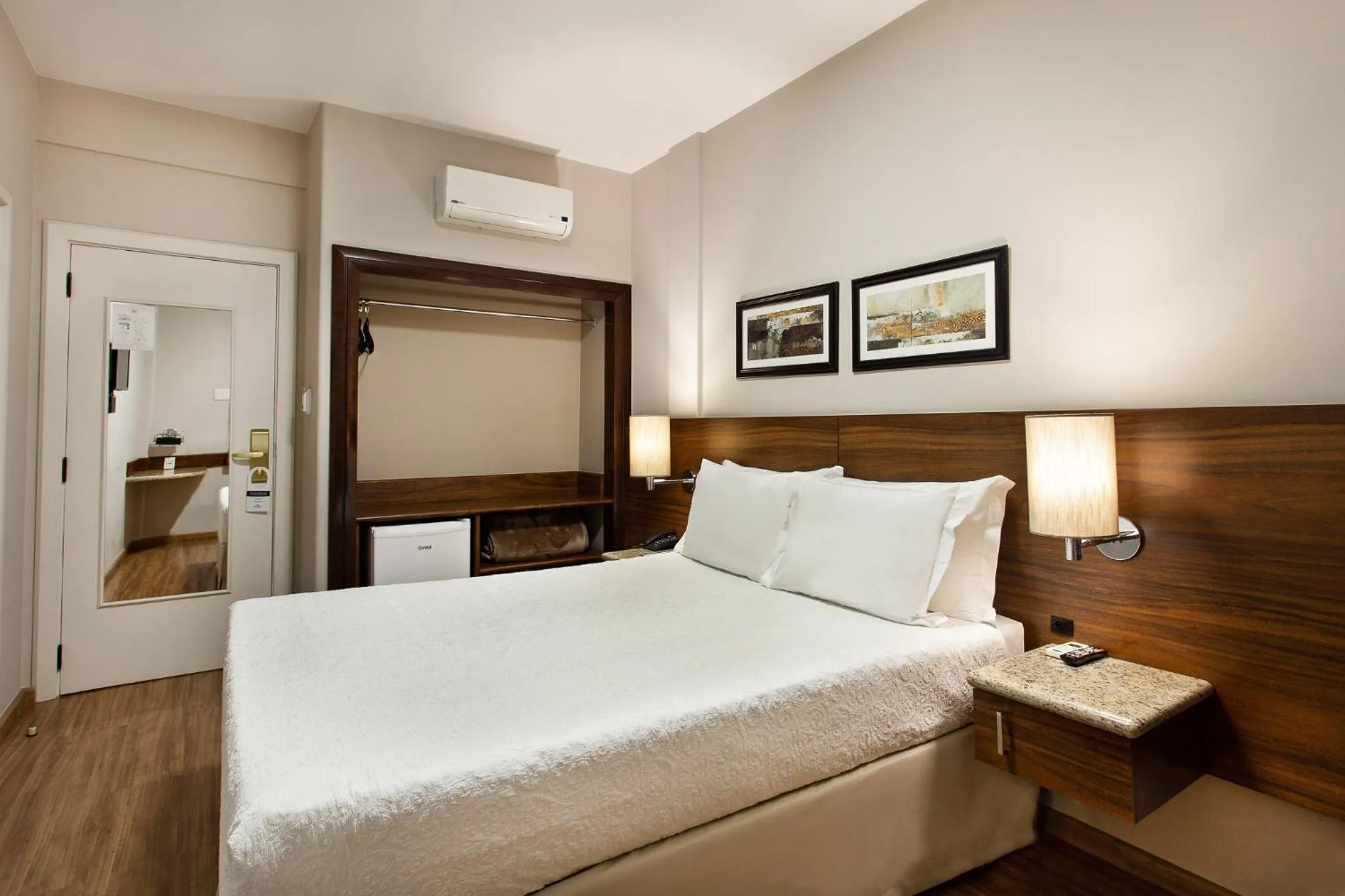 Bedroom, Bed in Bourbon Londrina Hotel