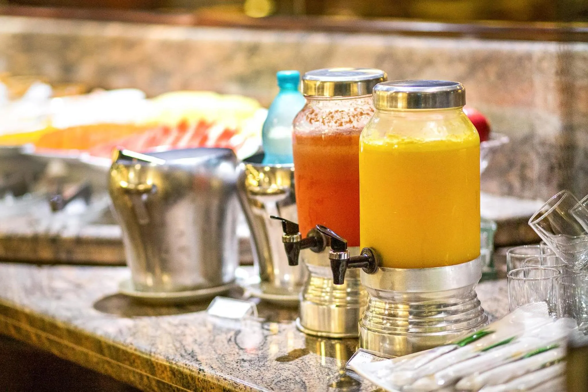 Breakfast in Bourbon Londrina Hotel