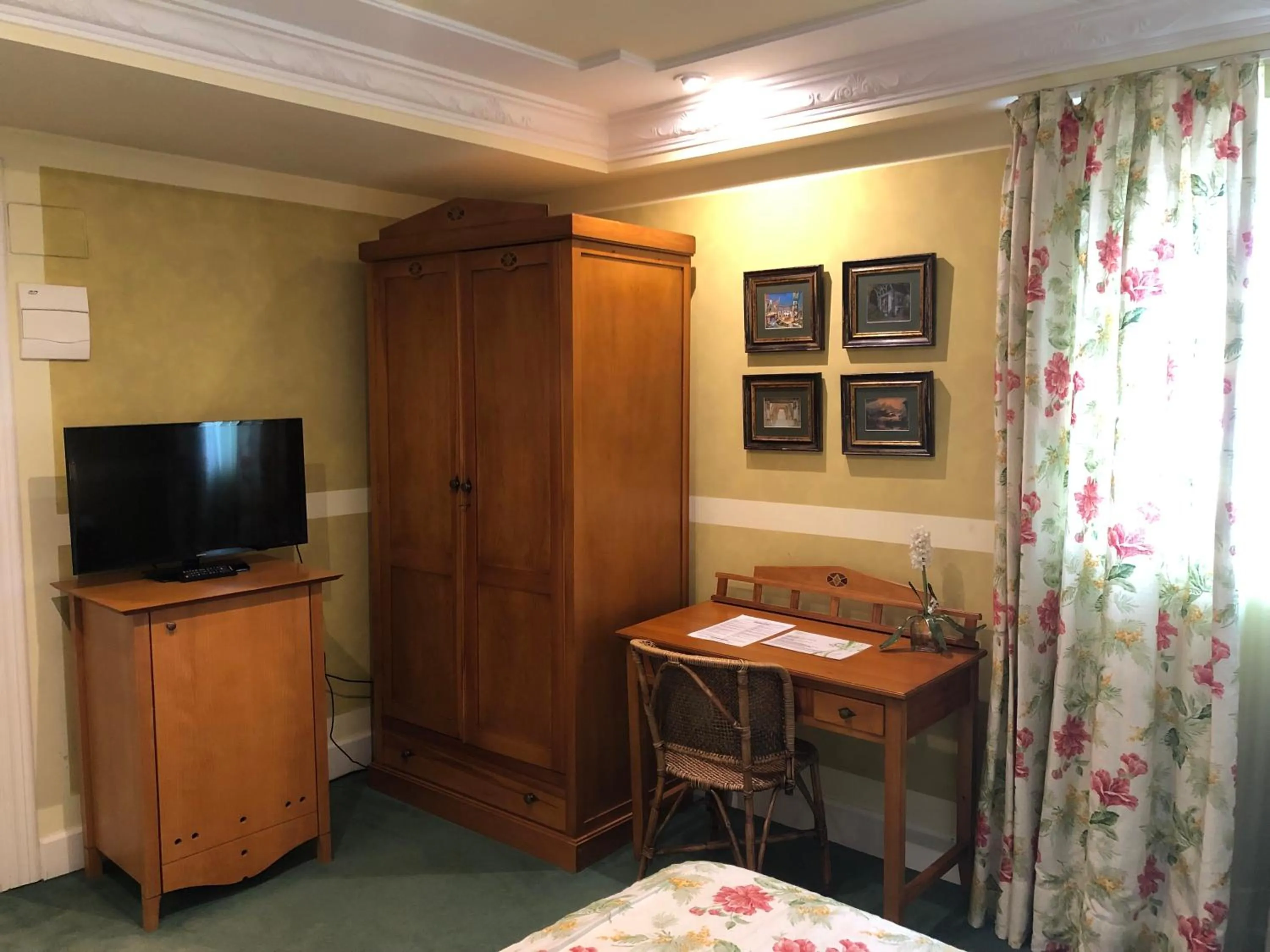 Photo of the whole room, Bed in Marina de Campios