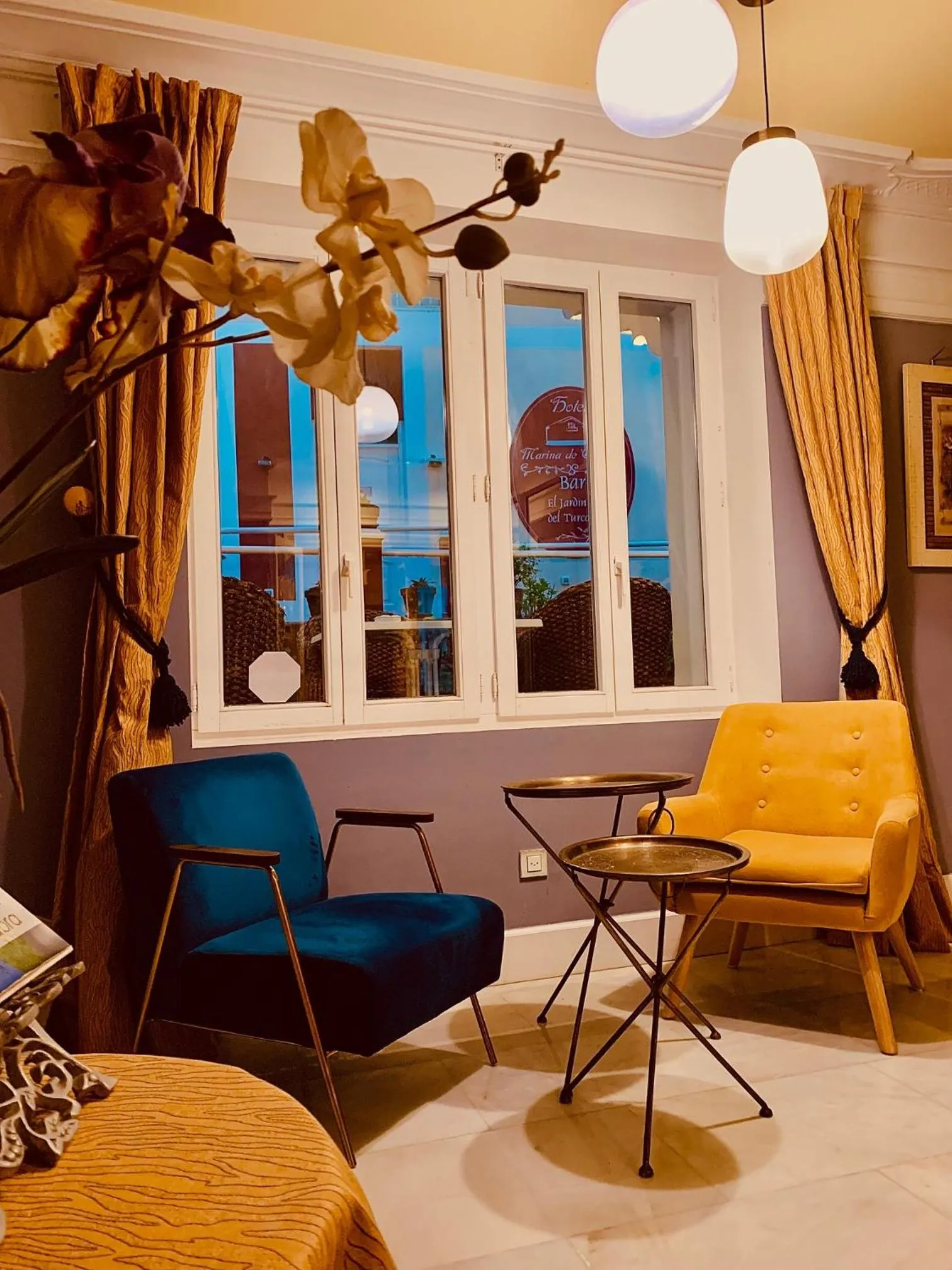 Communal lounge/ TV room in Marina de Campios