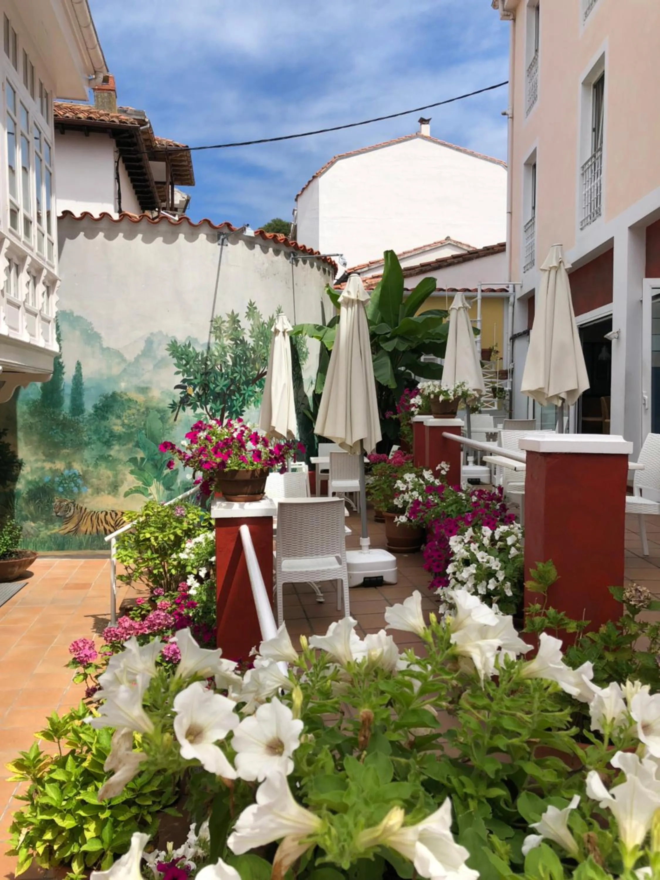 Property building in Marina de Campios